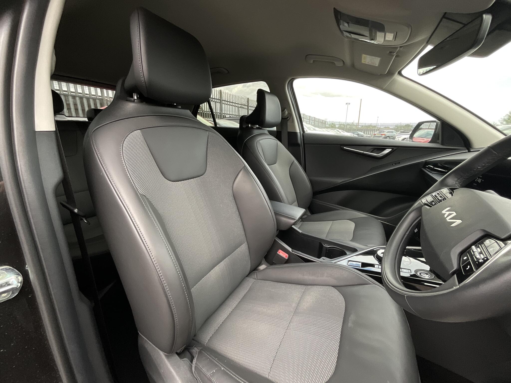 Kia Niro view 8