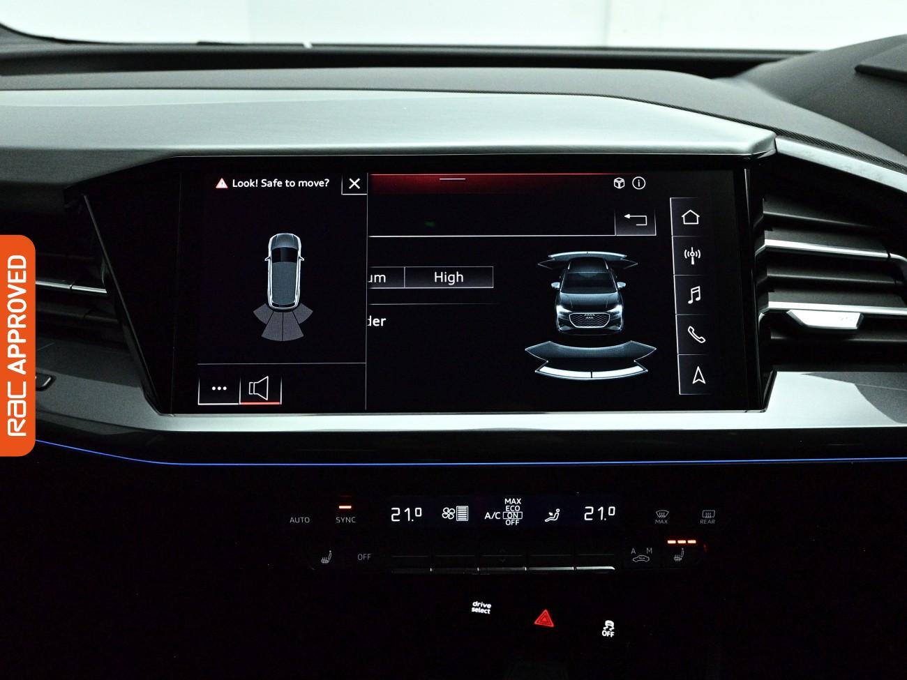 Audi Q4 e-tron view 17