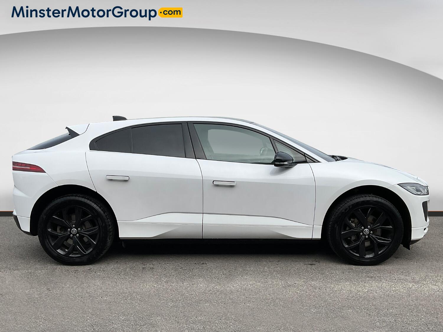 Jaguar I-Pace view 3