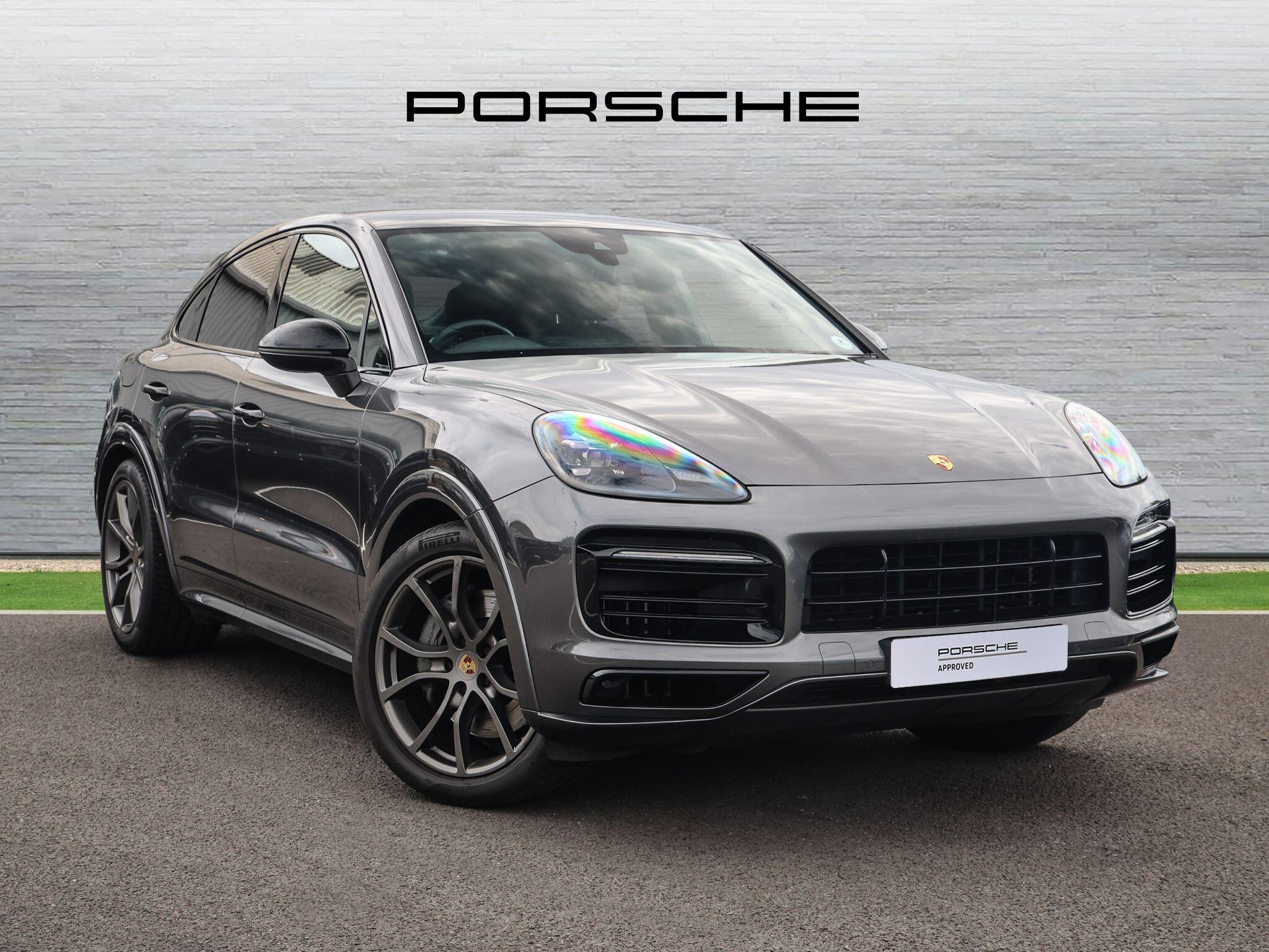 Porsche Cayenne view 31