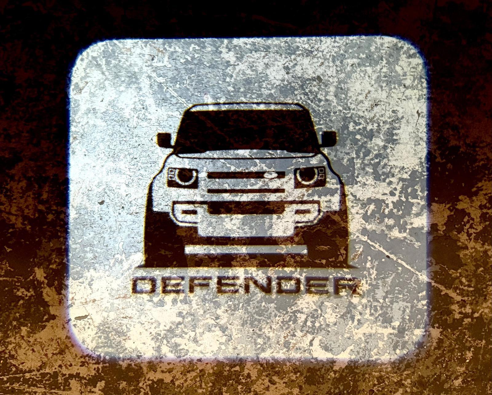 Land Rover Defender view 62