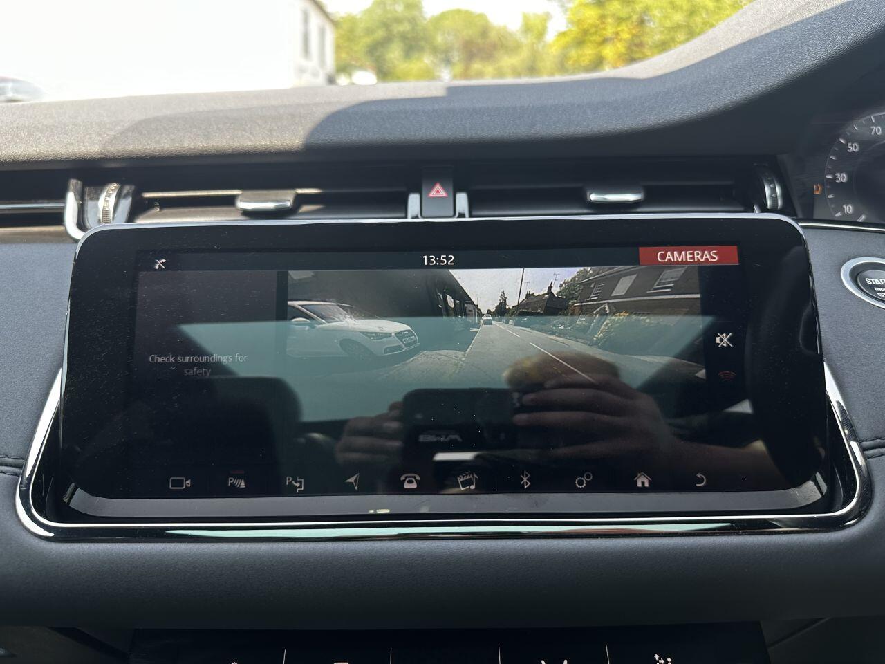 Land Rover Range Rover Evoque view 32