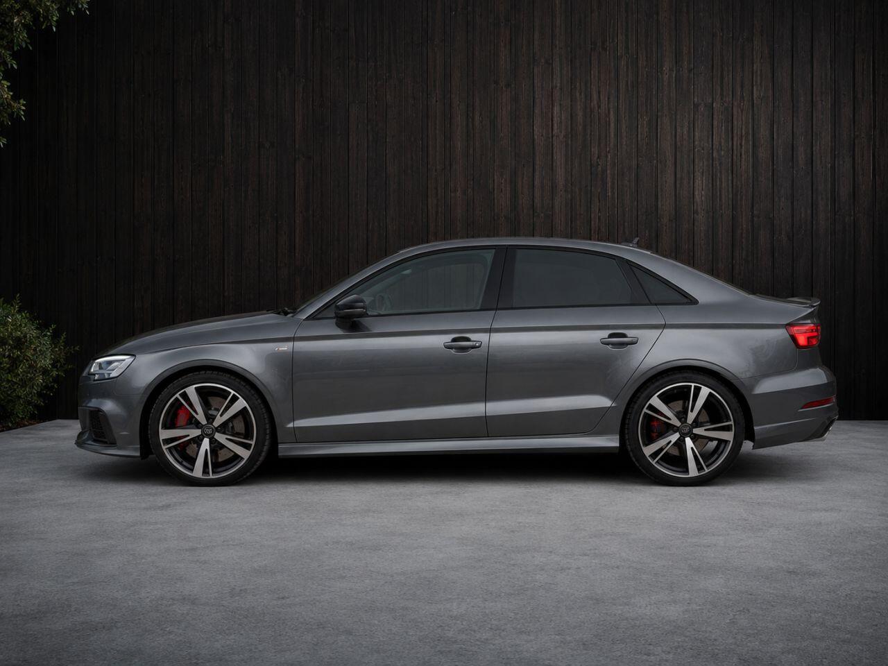 Audi RS3 view 13