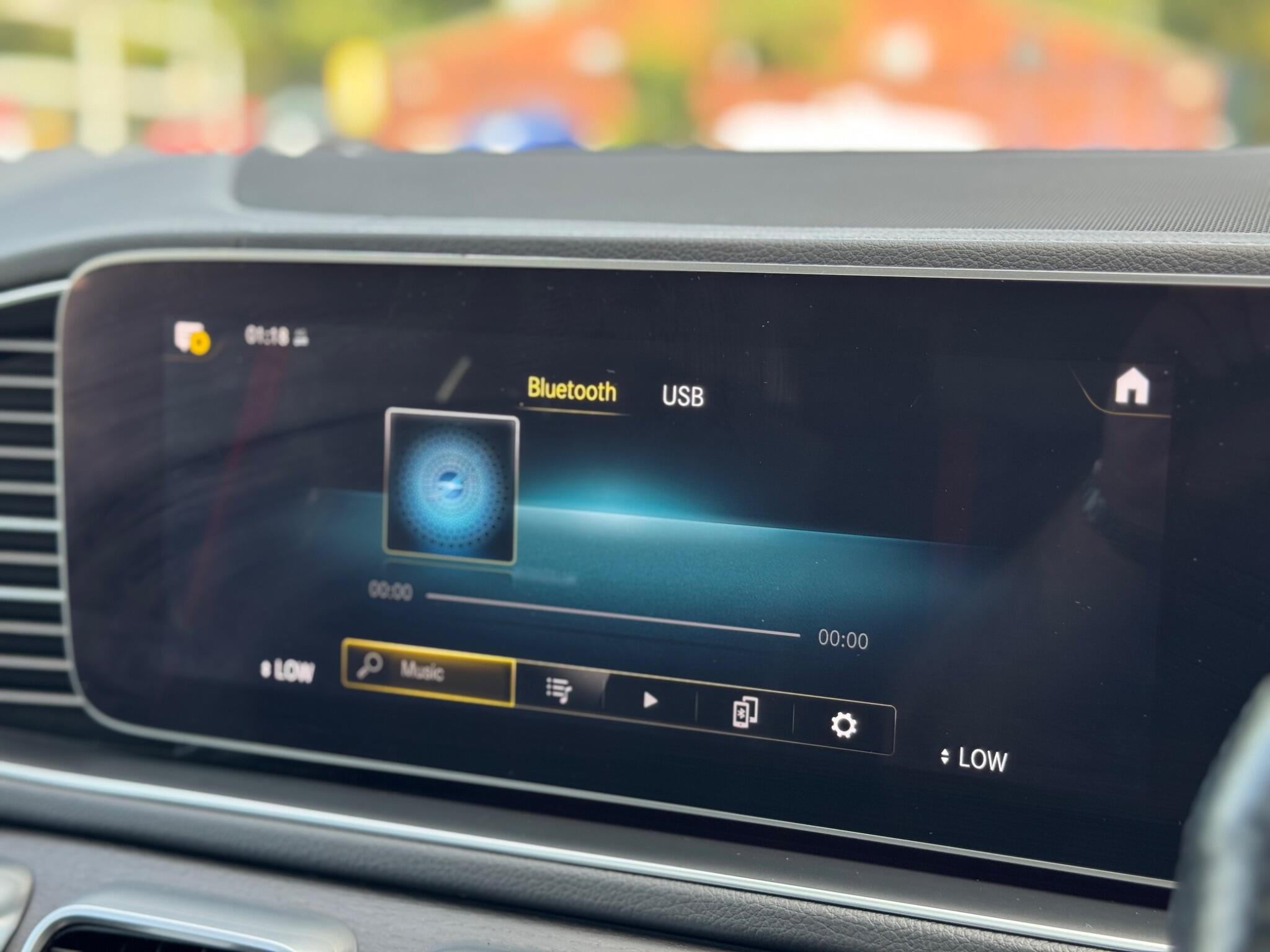 Mercedes-Benz Gle view 41
