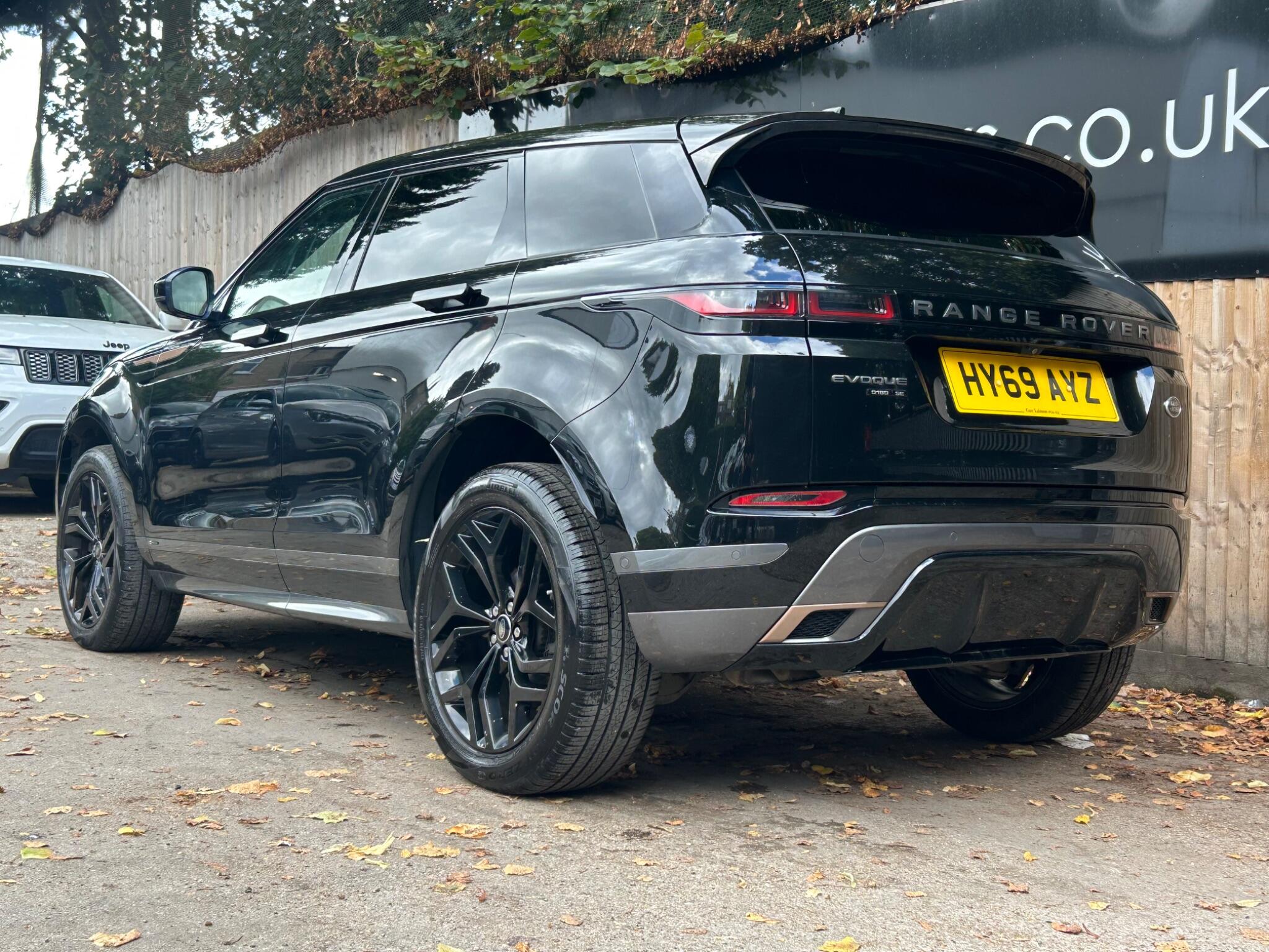 Land Rover Range Rover Evoque view 16