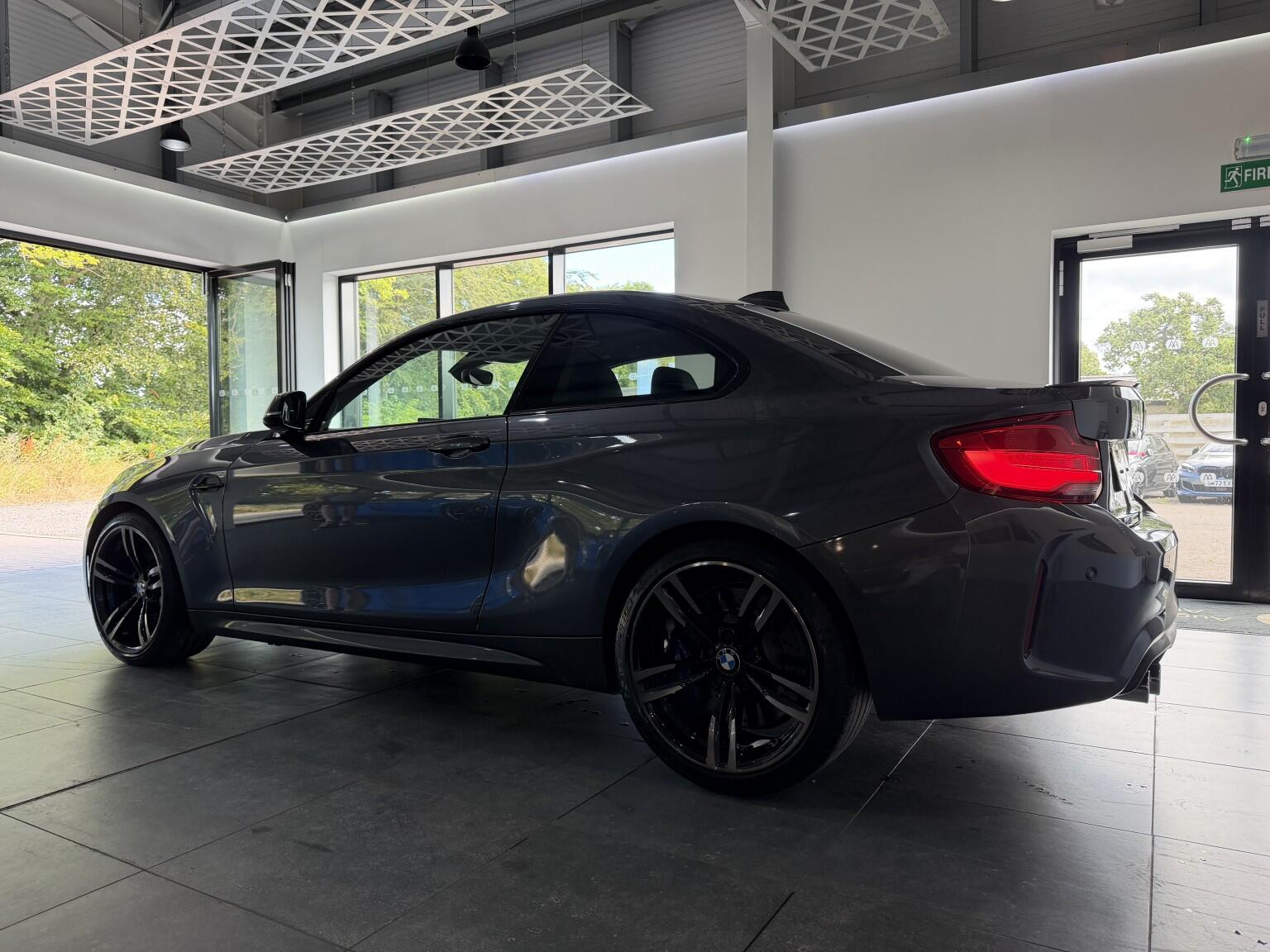 BMW M2 view 40