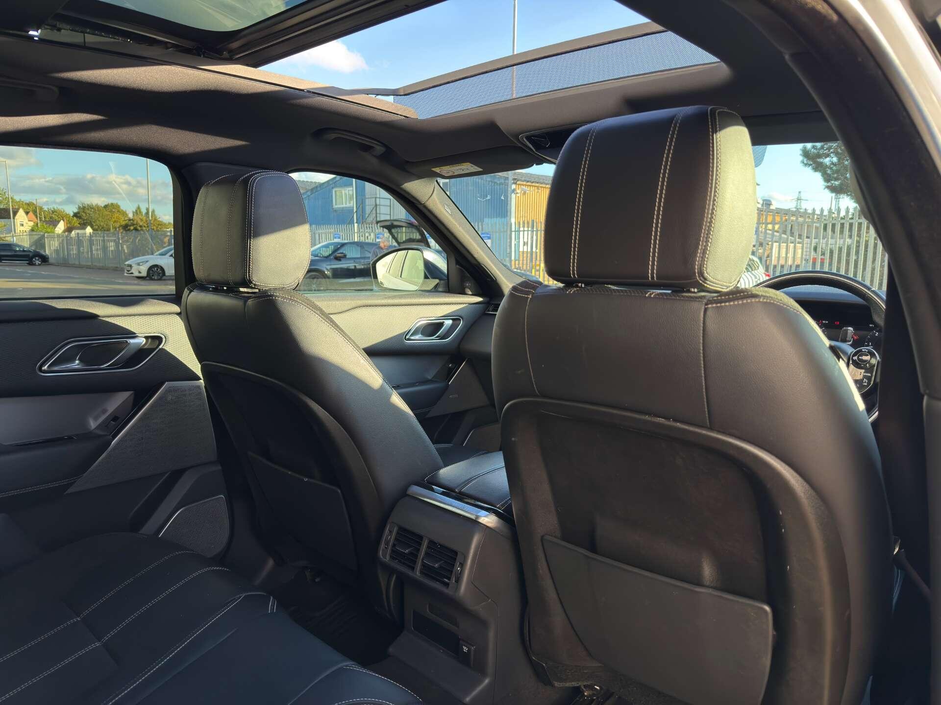 Land Rover Range Rover Velar view 37