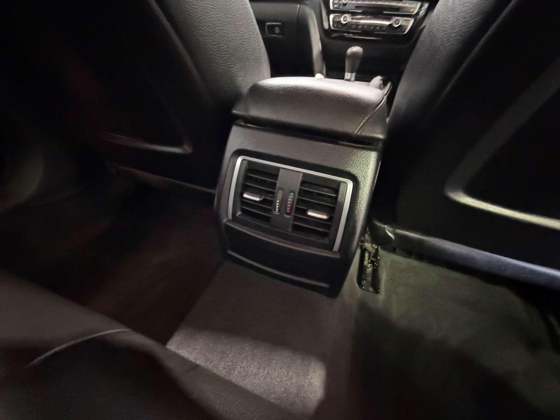 BMW 3 Series view 41
