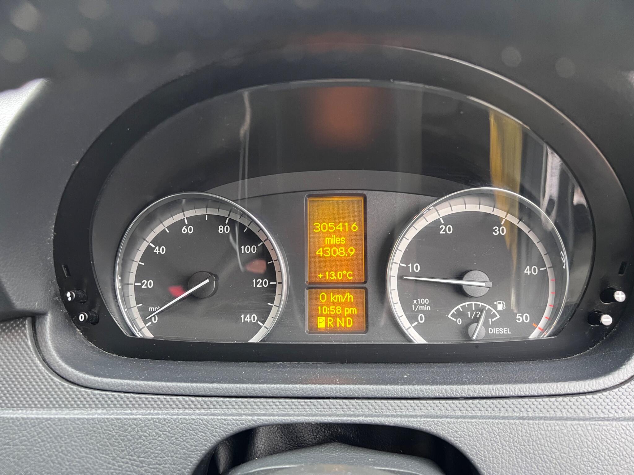 Mercedes-Benz Vito view 27