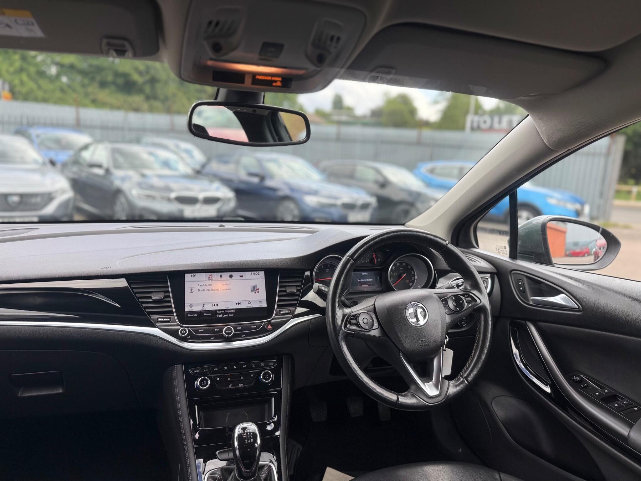 Vauxhall Astra view 9