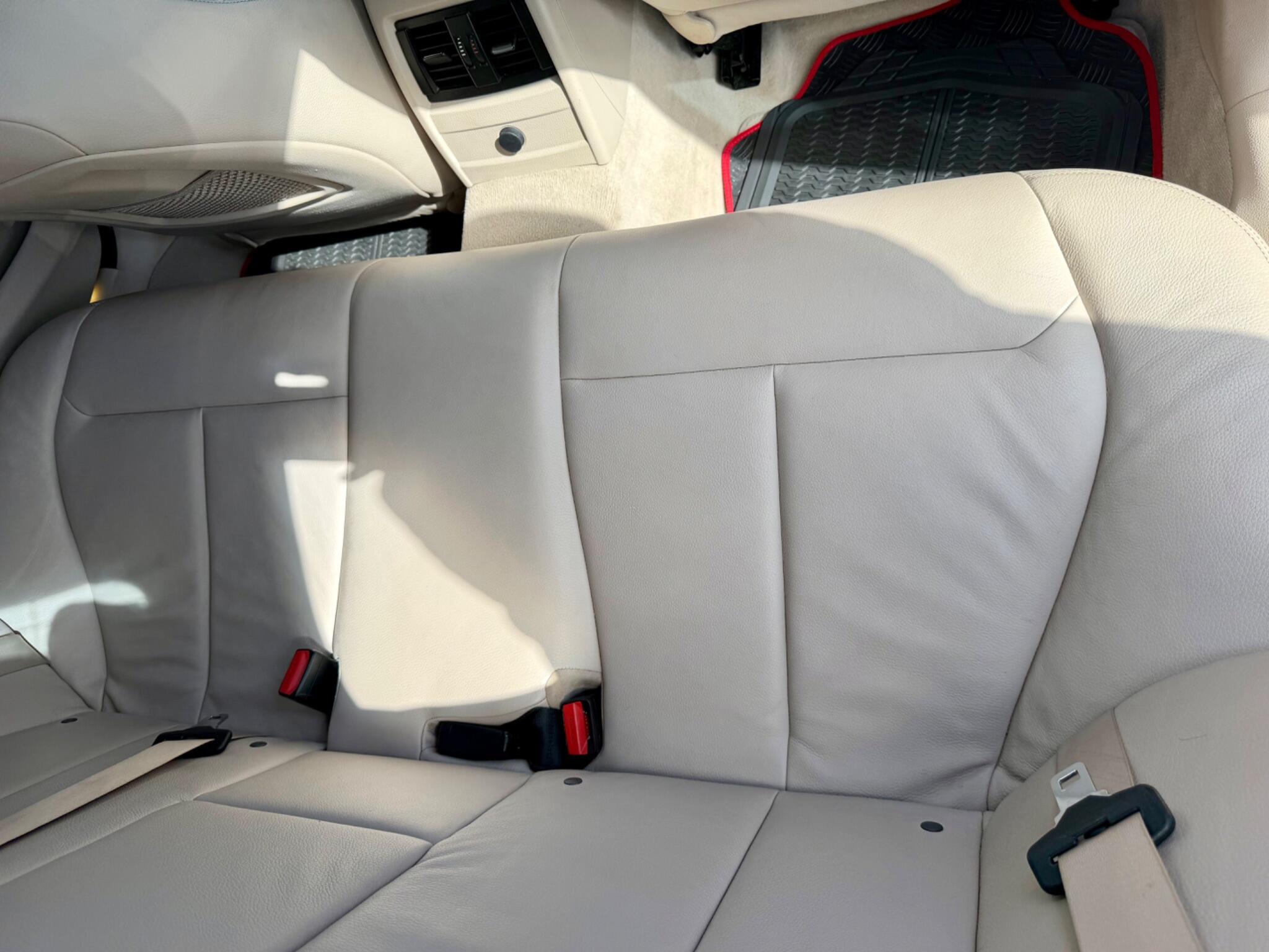 BMW 3 Series view 33
