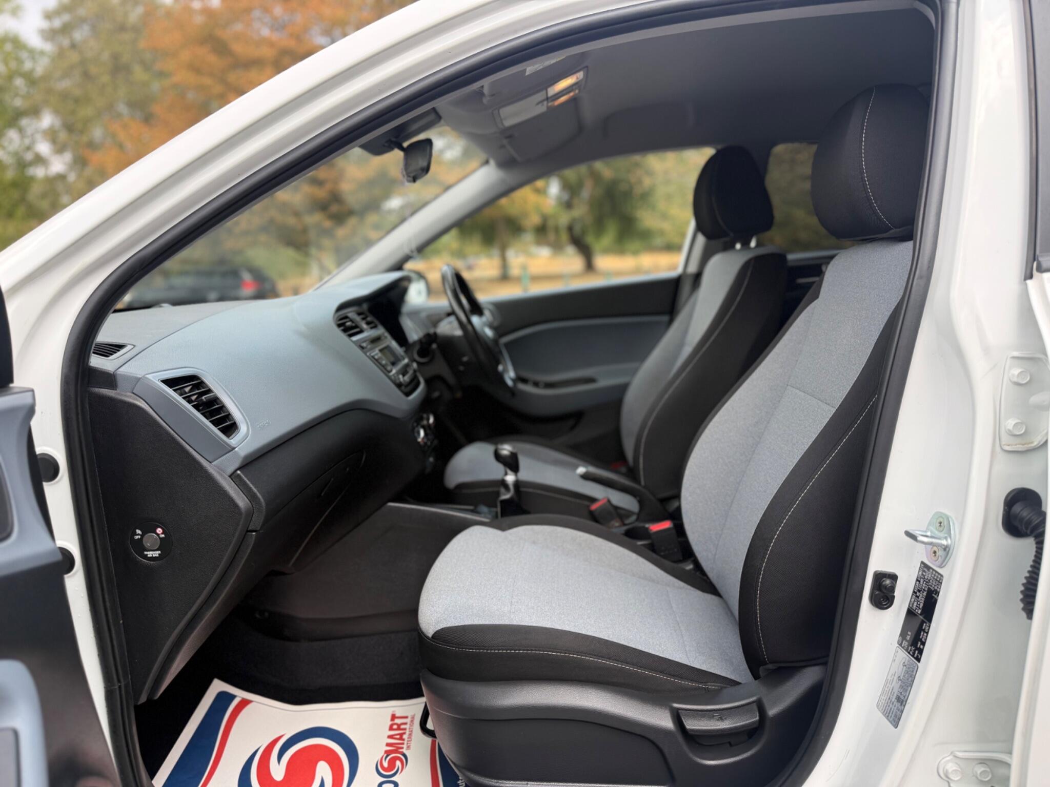 Hyundai I20 view 23