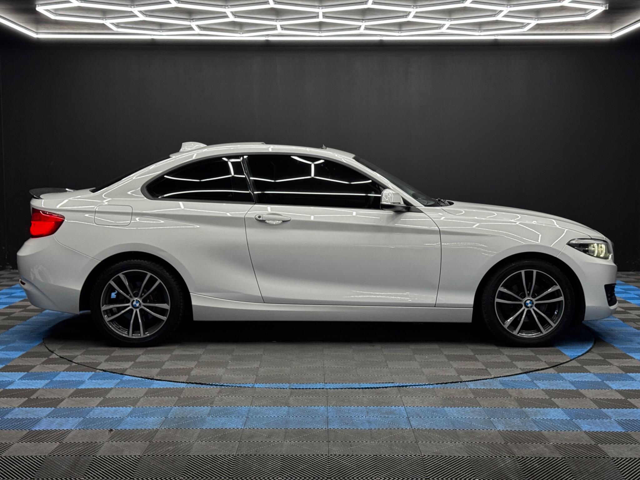 BMW 2 Series view 4