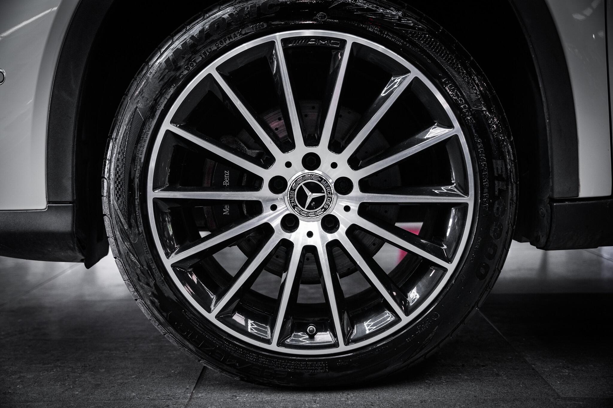Mercedes-Benz Gla view 29