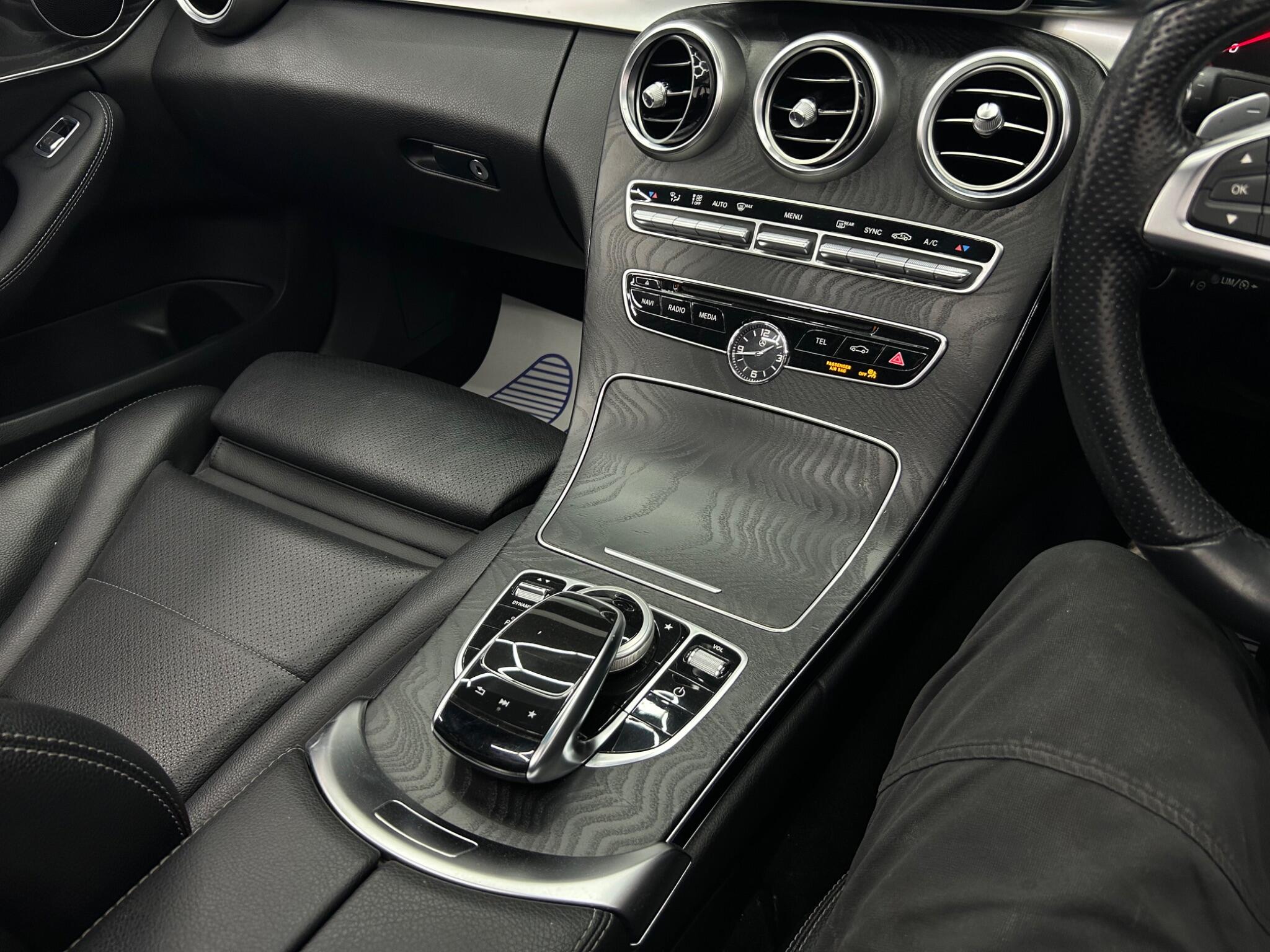 Mercedes-Benz C Class view 9