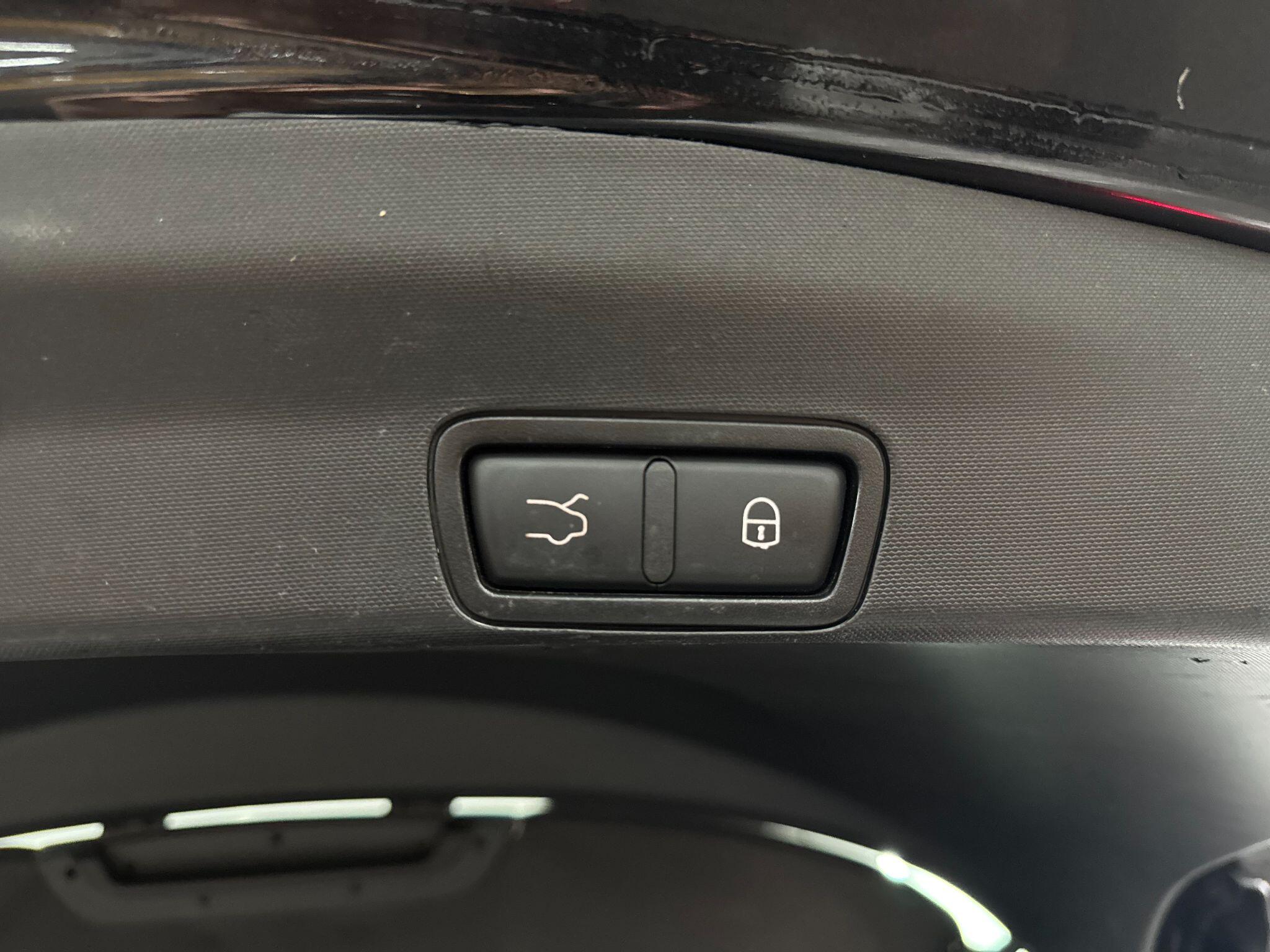 Alfa Romeo Stelvio view 53