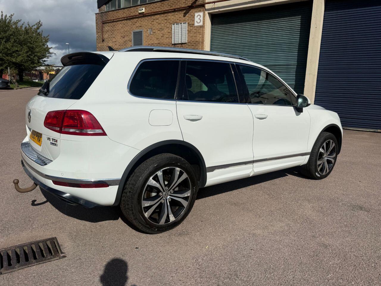 Volkswagen Touareg view 53