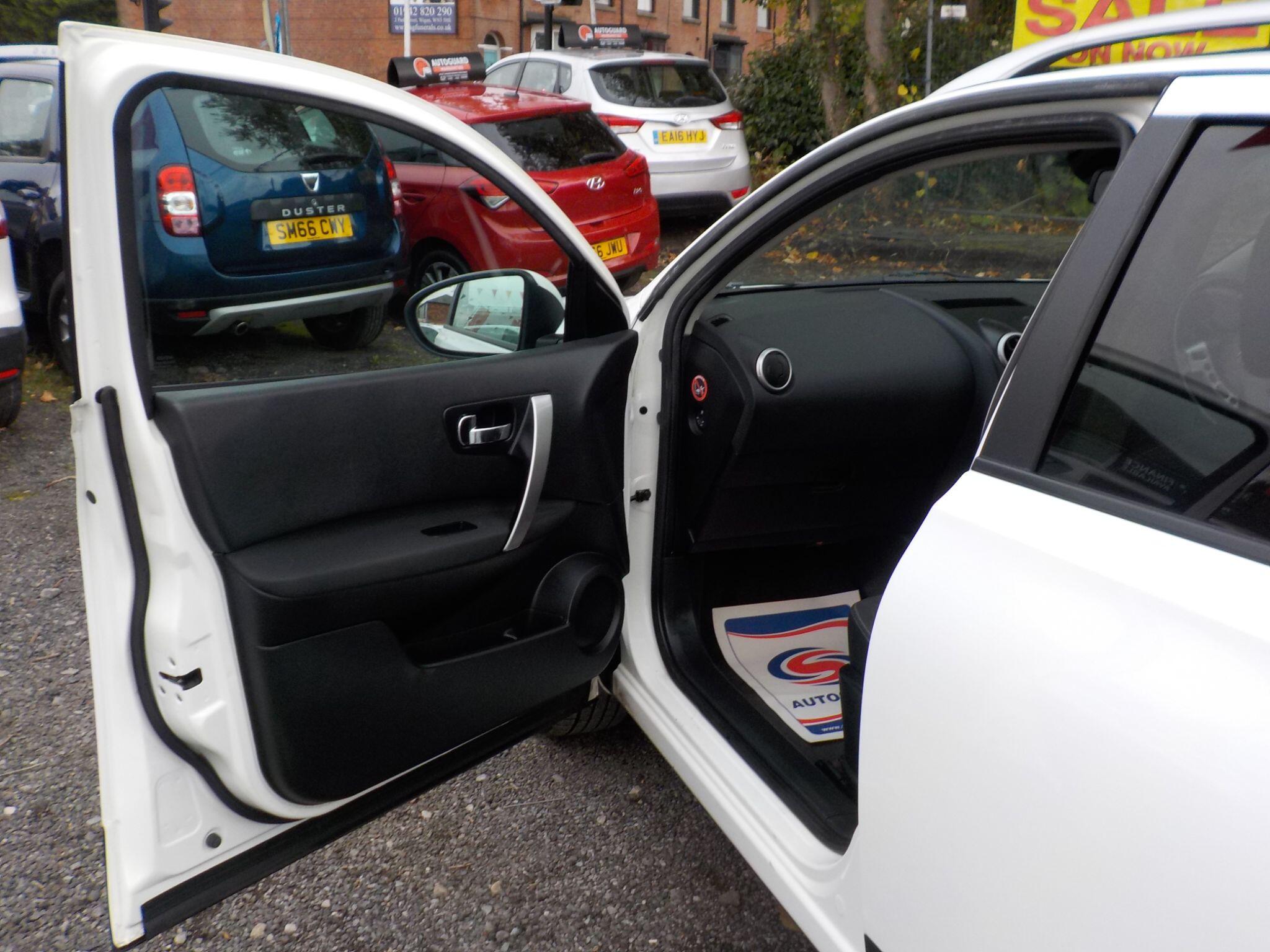 Nissan Qashqai 1.5 dCi n-tec+ 2WD Euro 5 5dr