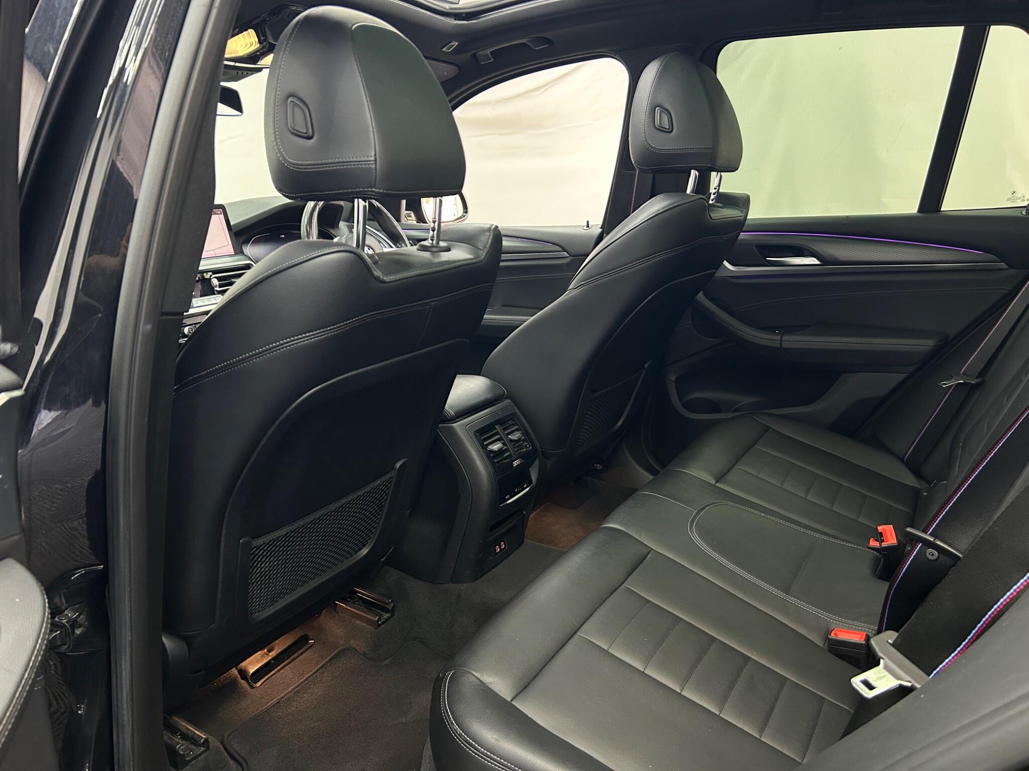 BMW X3 view 23