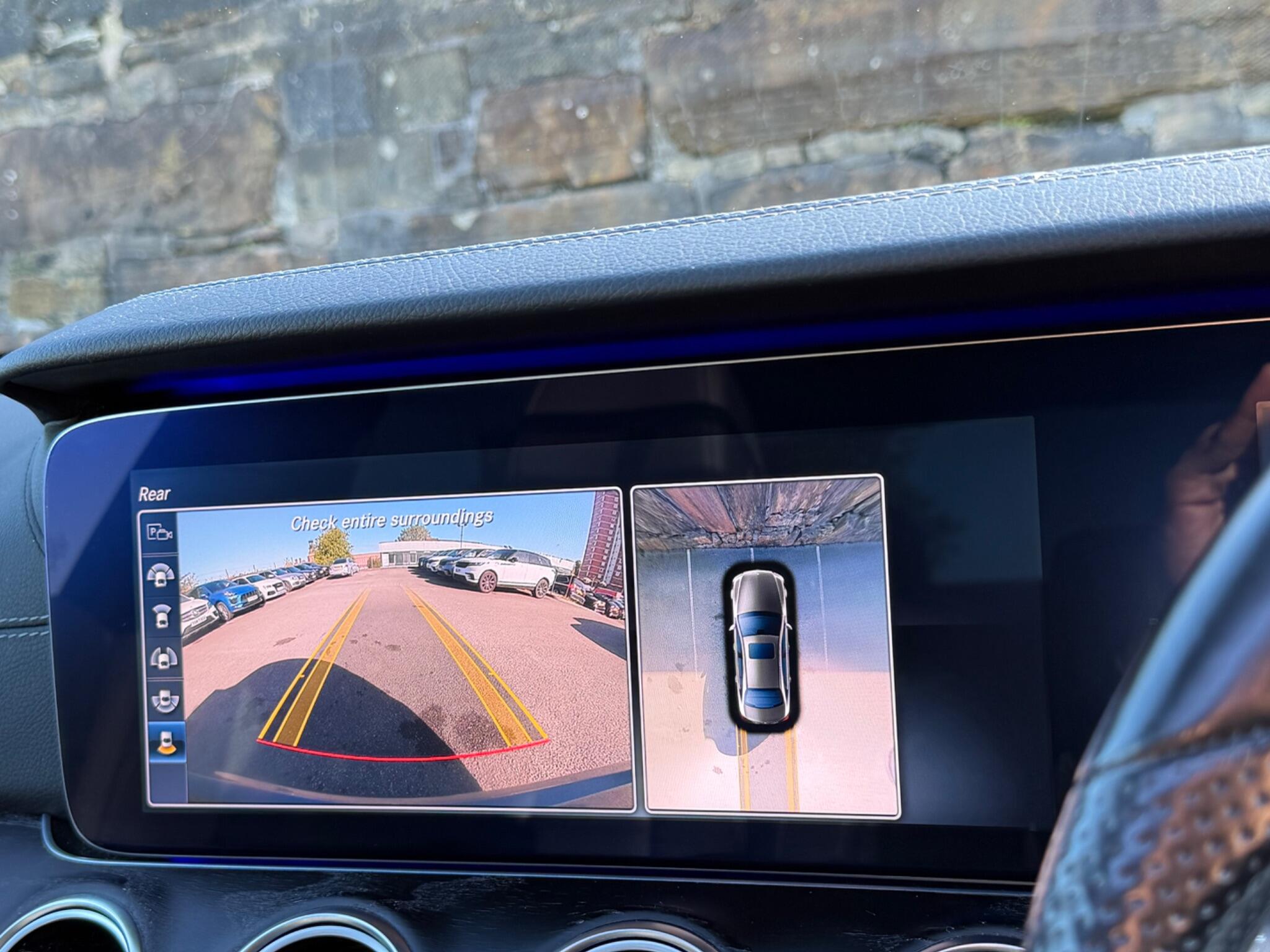 Mercedes-Benz E-Class view 30
