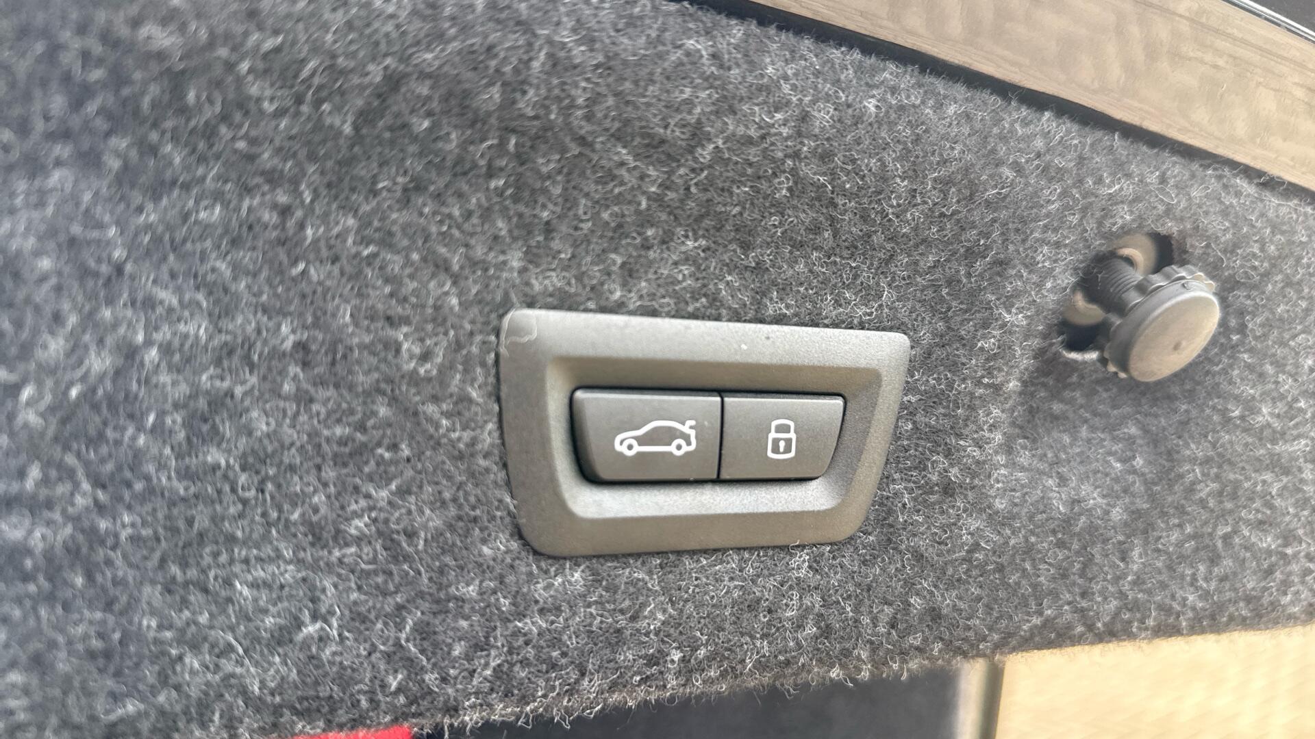 BMW 4 Series view 33