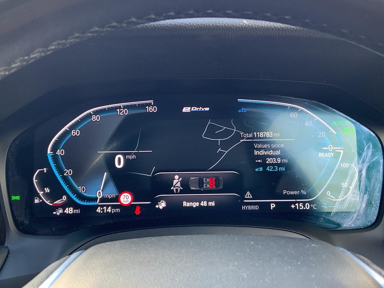 BMW 3 Series view 24