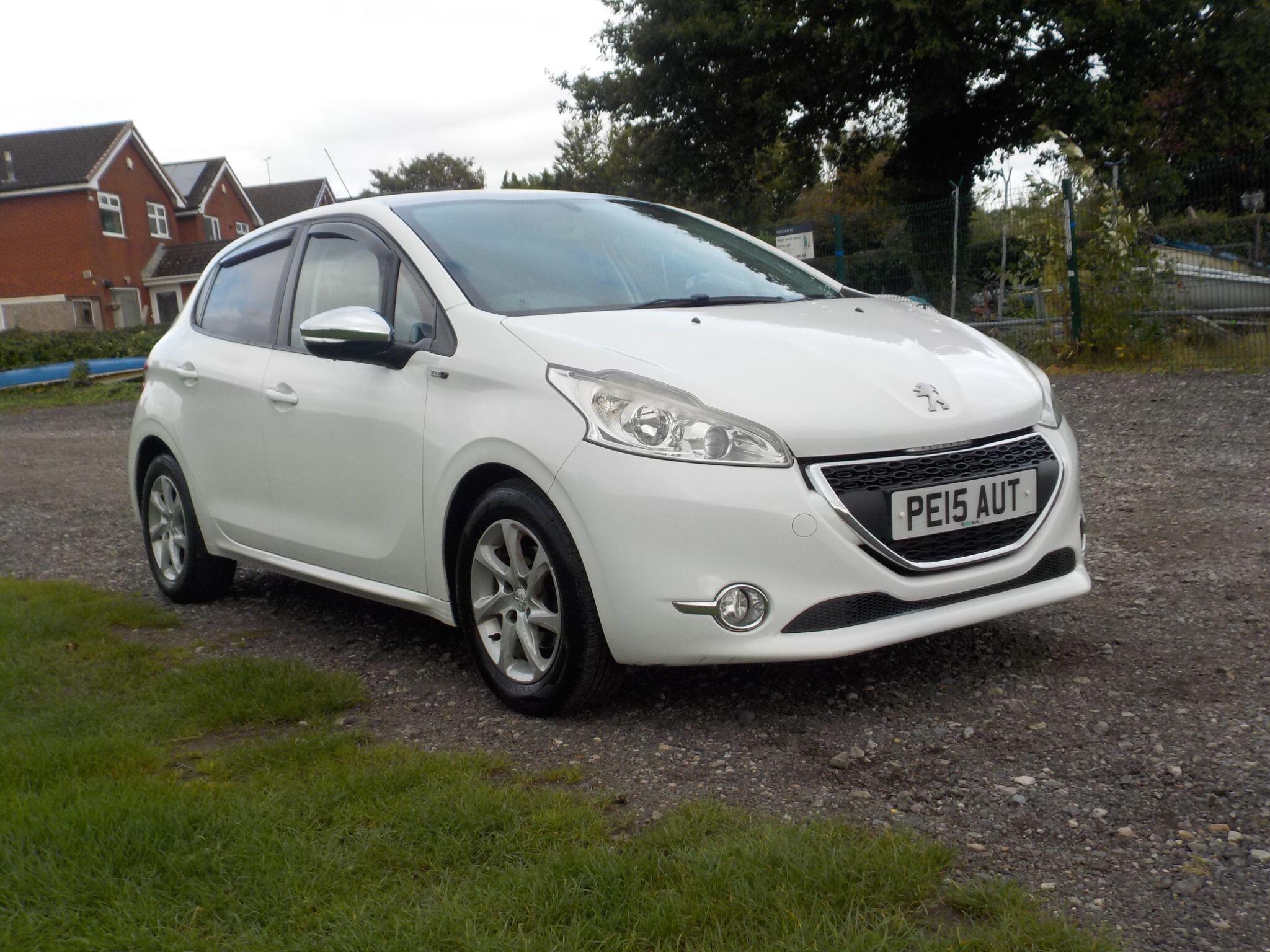 Peugeot 208 1.2 VTi PureTech Style Euro 6 5dr