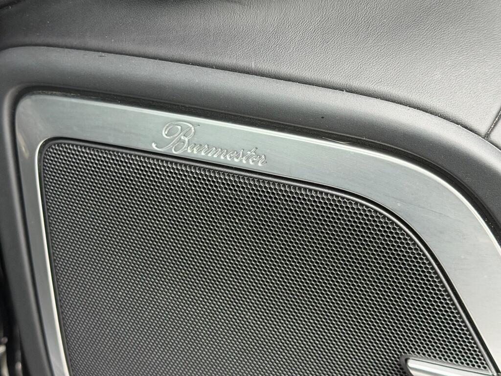 Porsche Cayenne view 51
