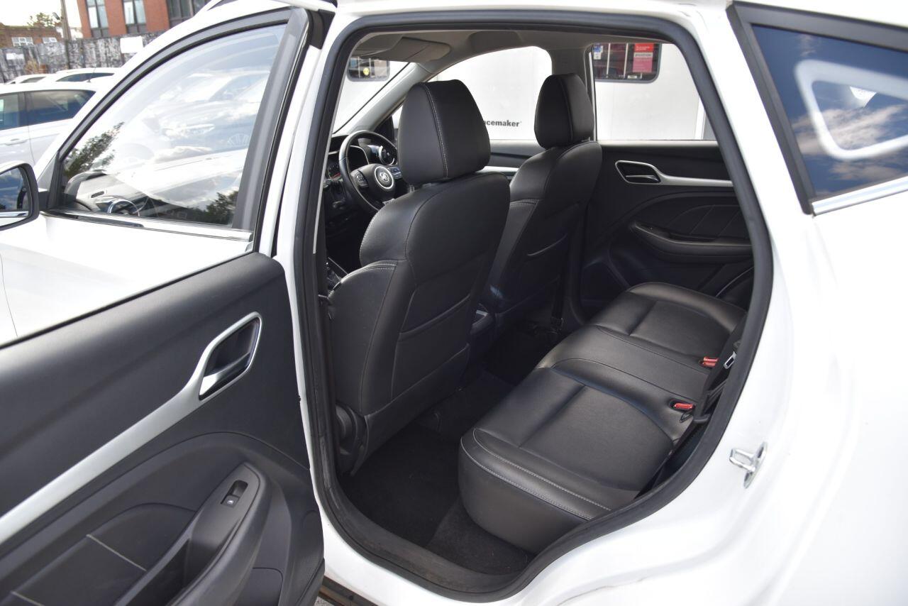 MG MG ZS view 25