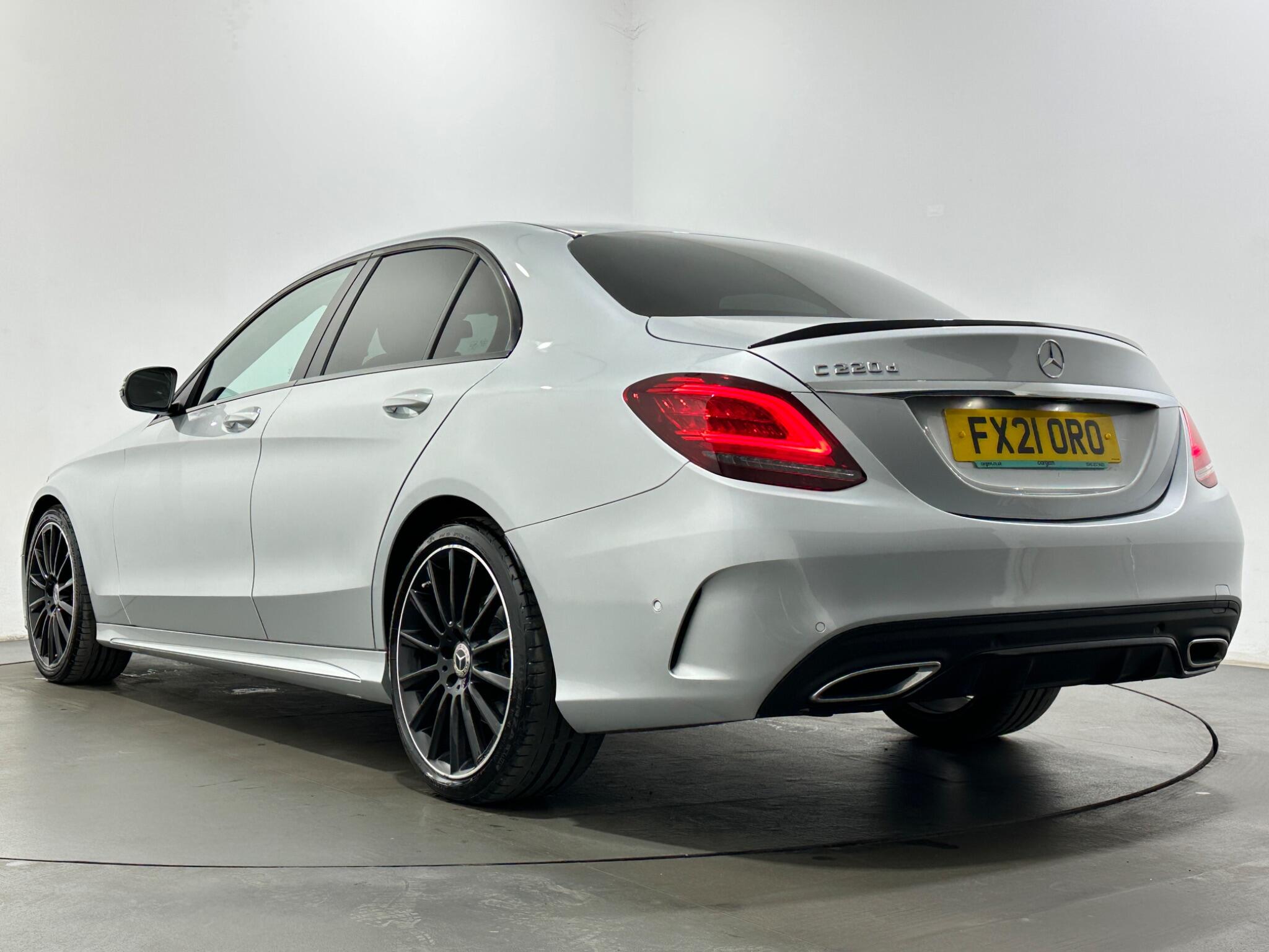 Mercedes-Benz C-Class view 50