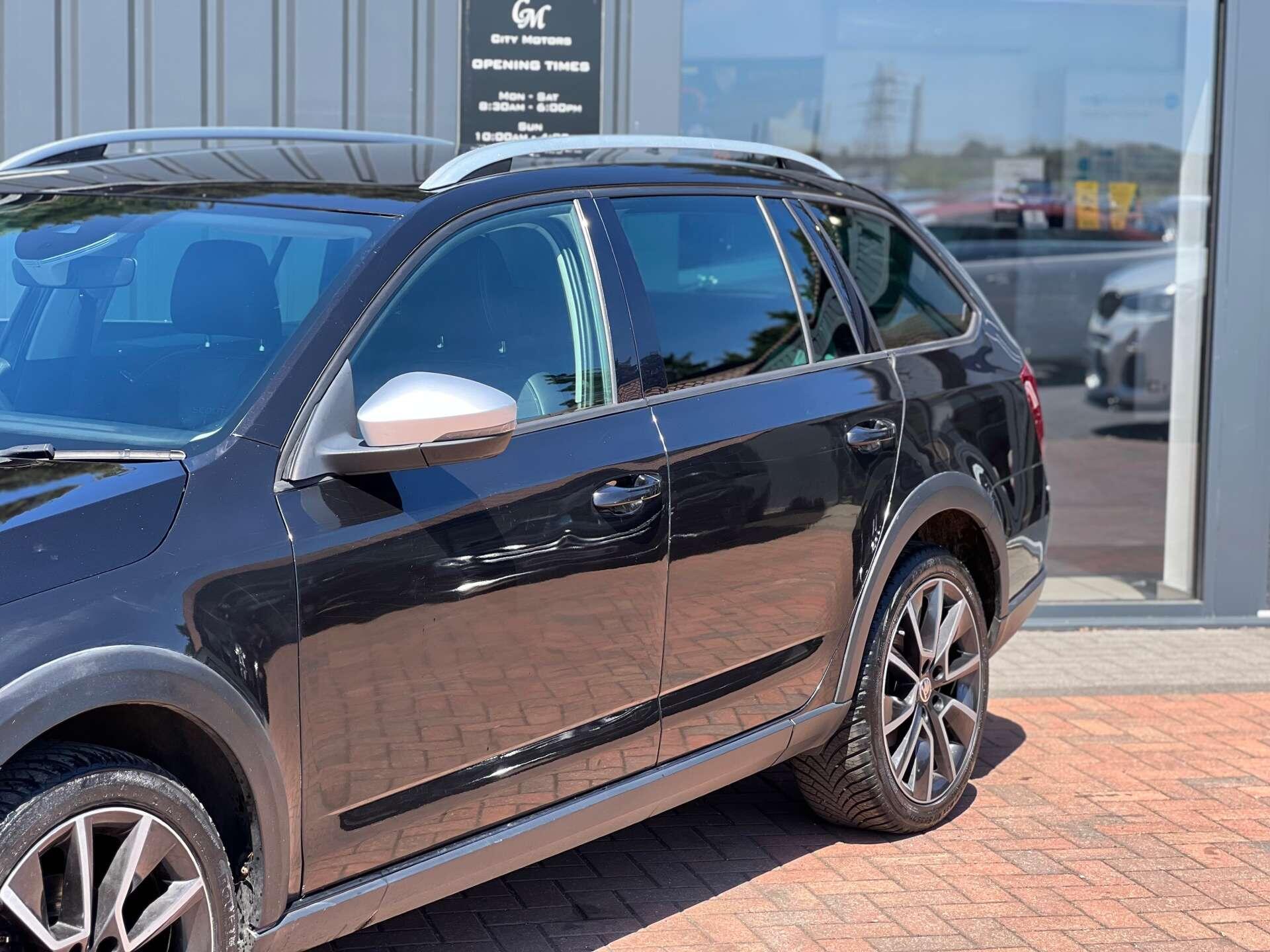 Skoda Octavia view 3