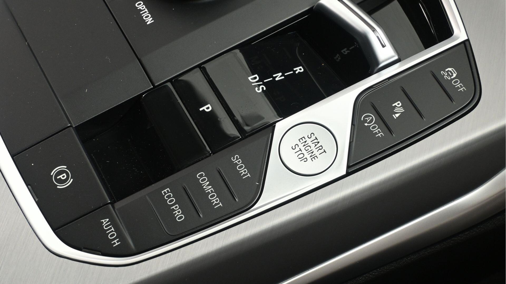 BMW 2 Series view 19