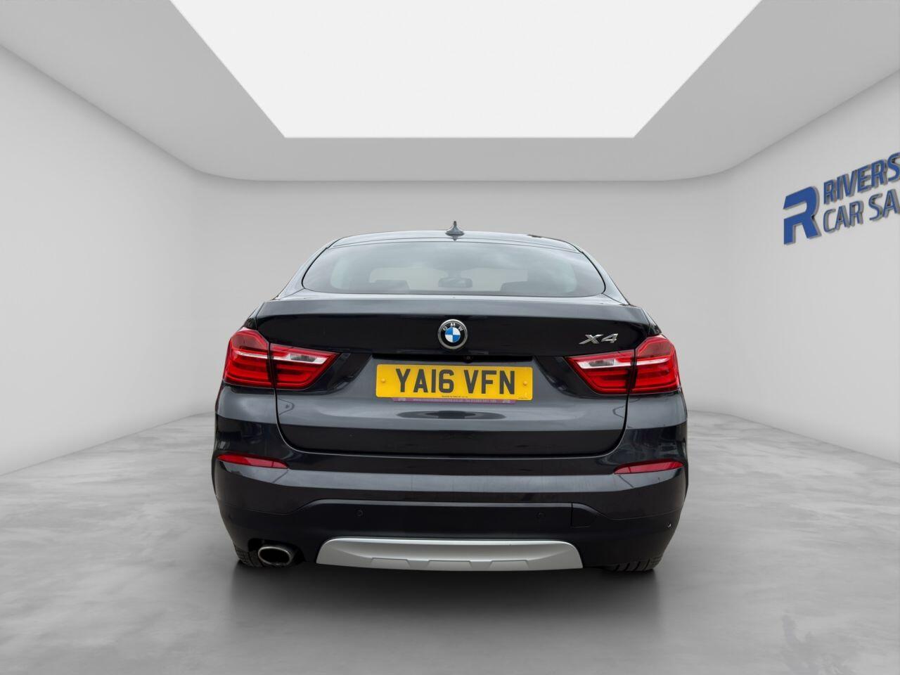BMW X4 view 6