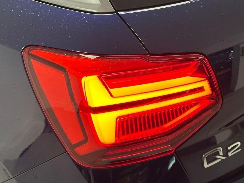 Audi Q2 view 18