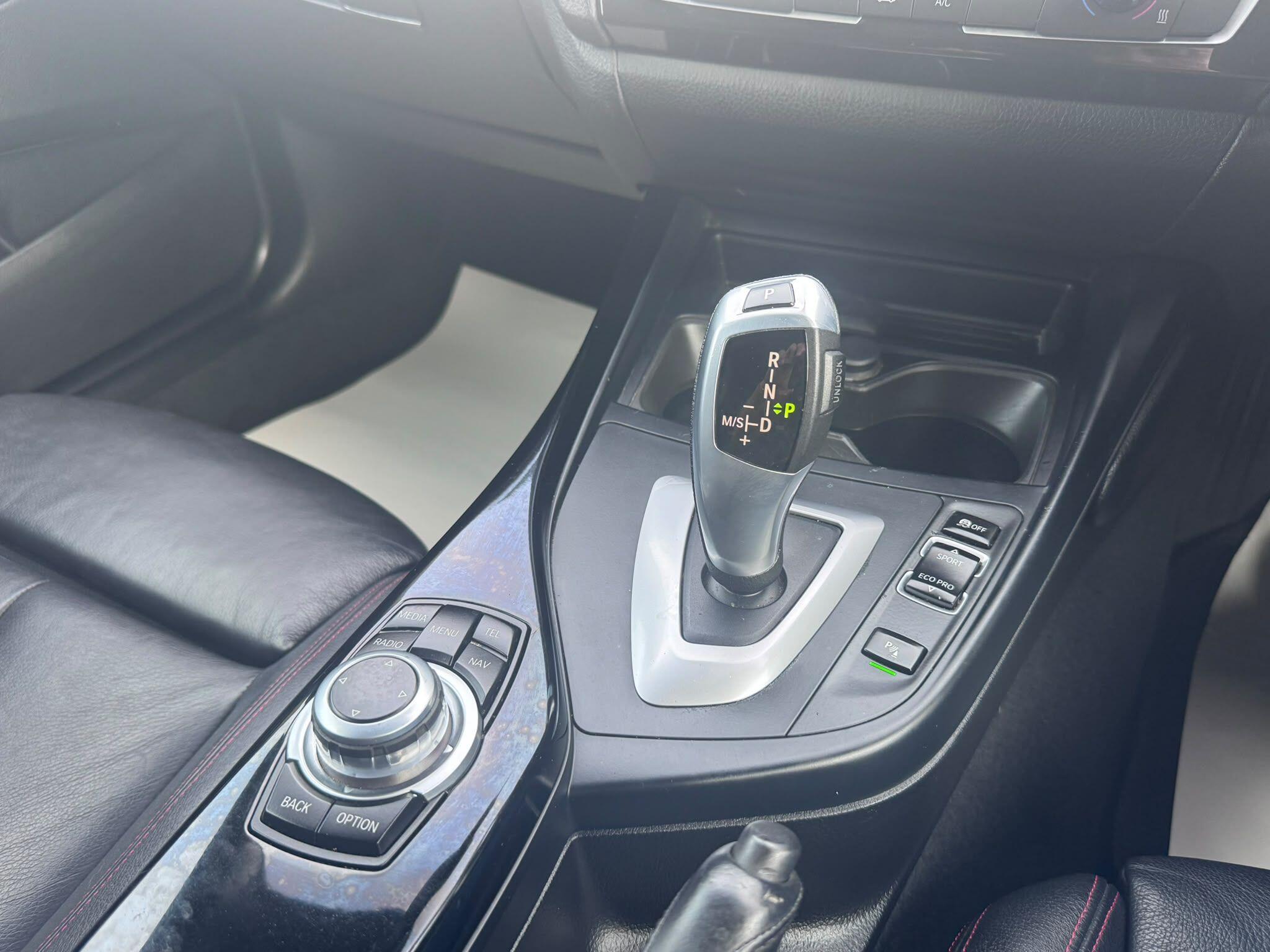 BMW 2 Series view 12