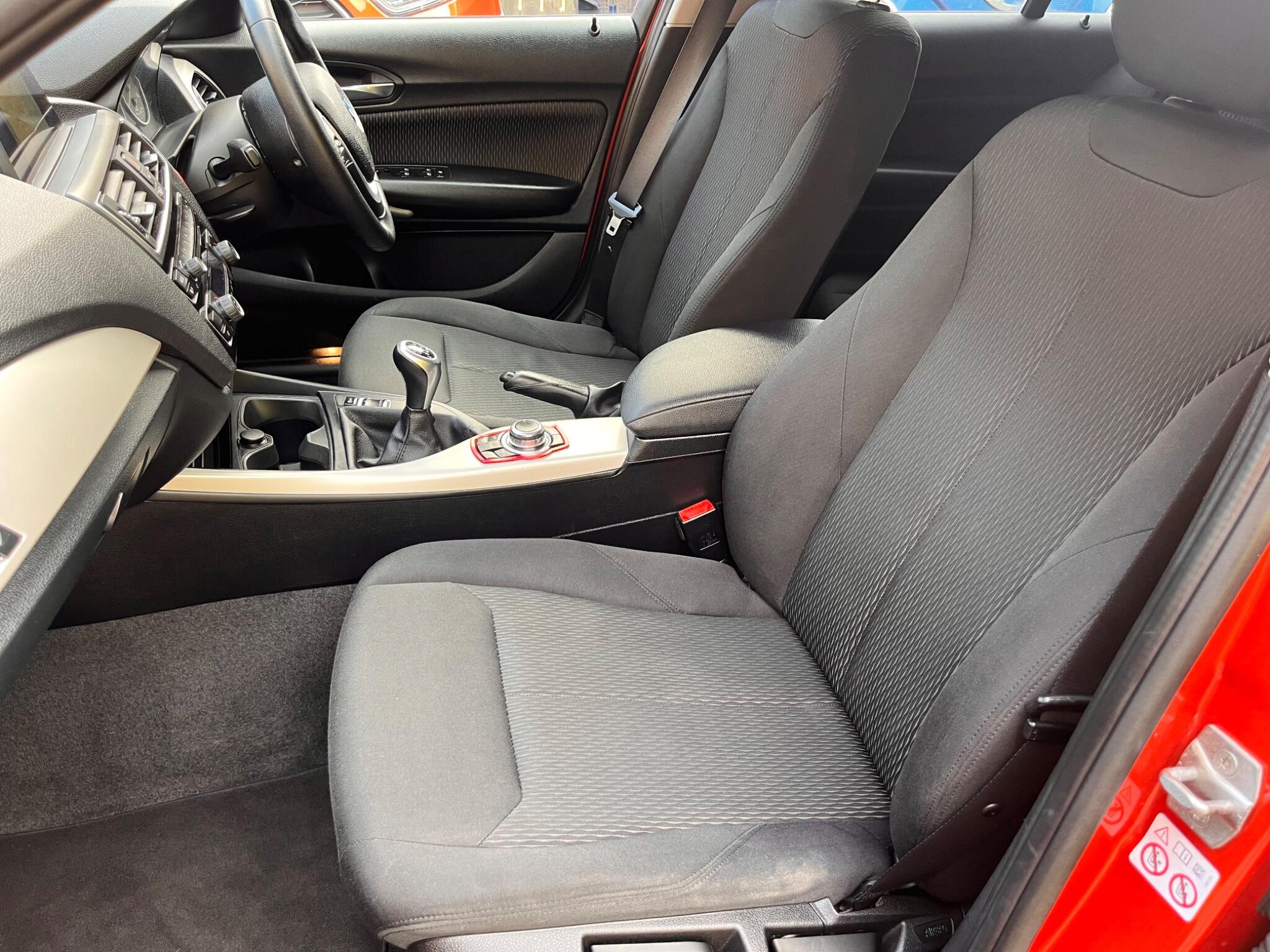 BMW 1 Series view 27
