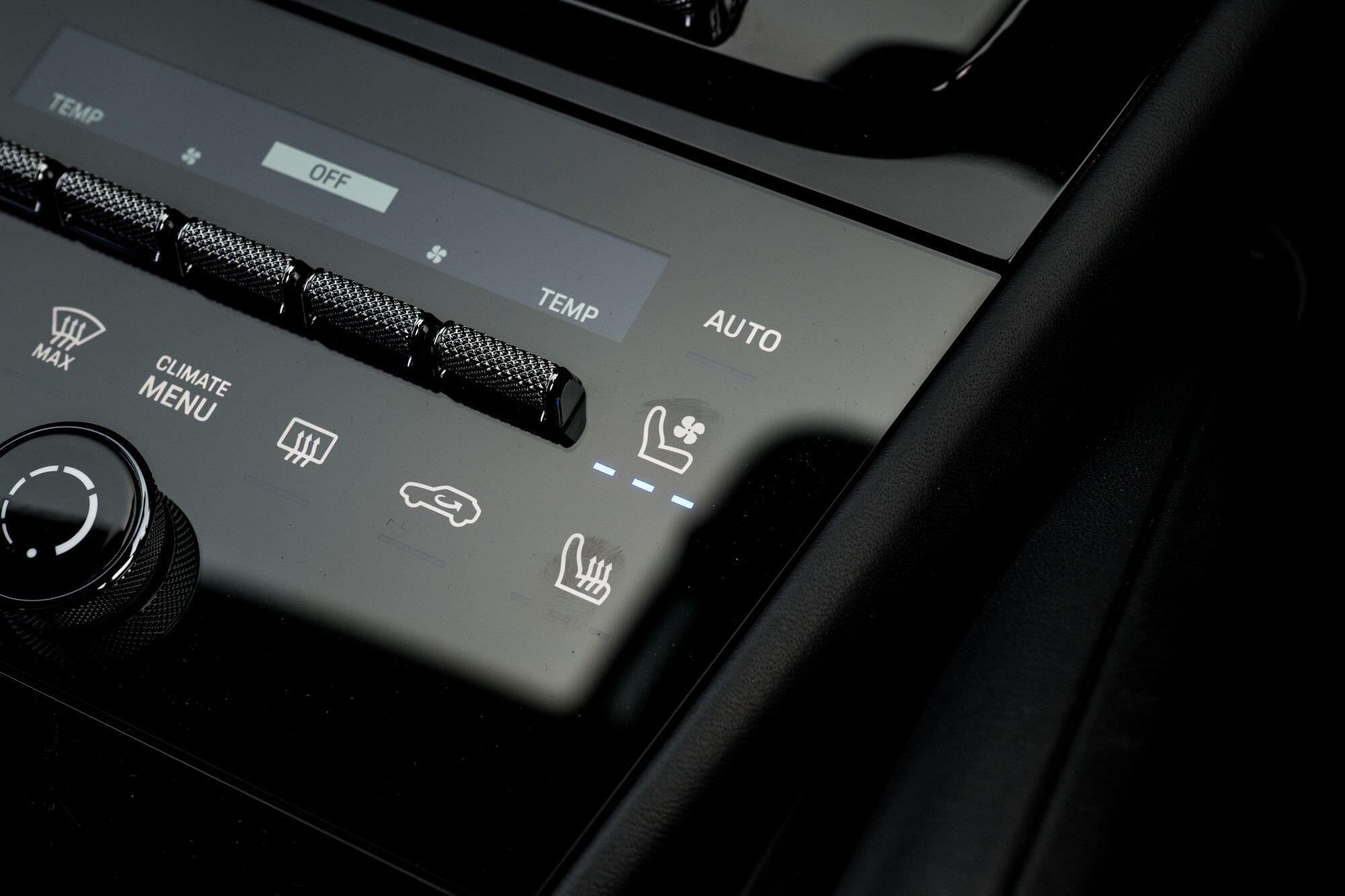 Porsche Cayenne view 53