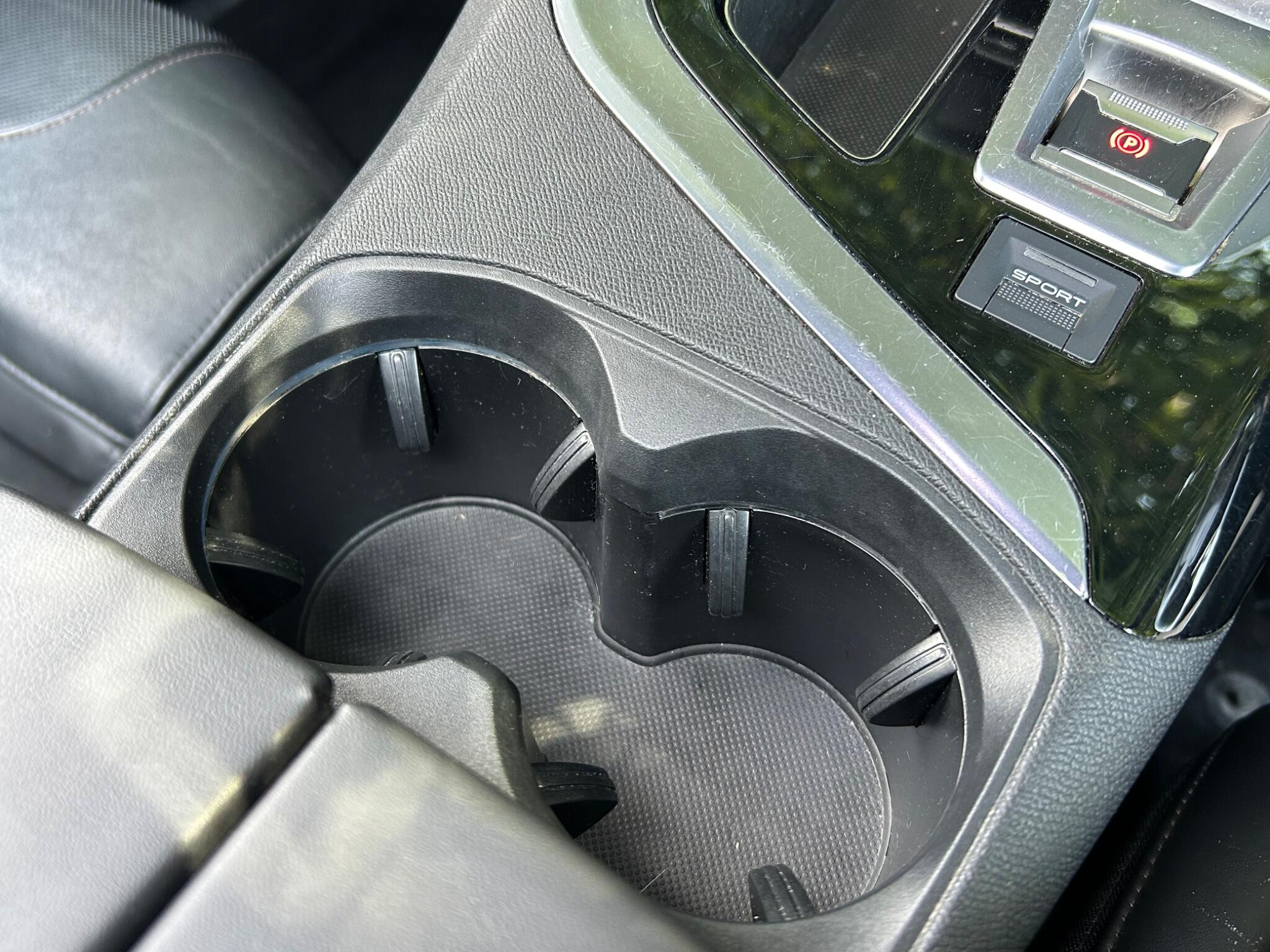 Peugeot 3008 view 34