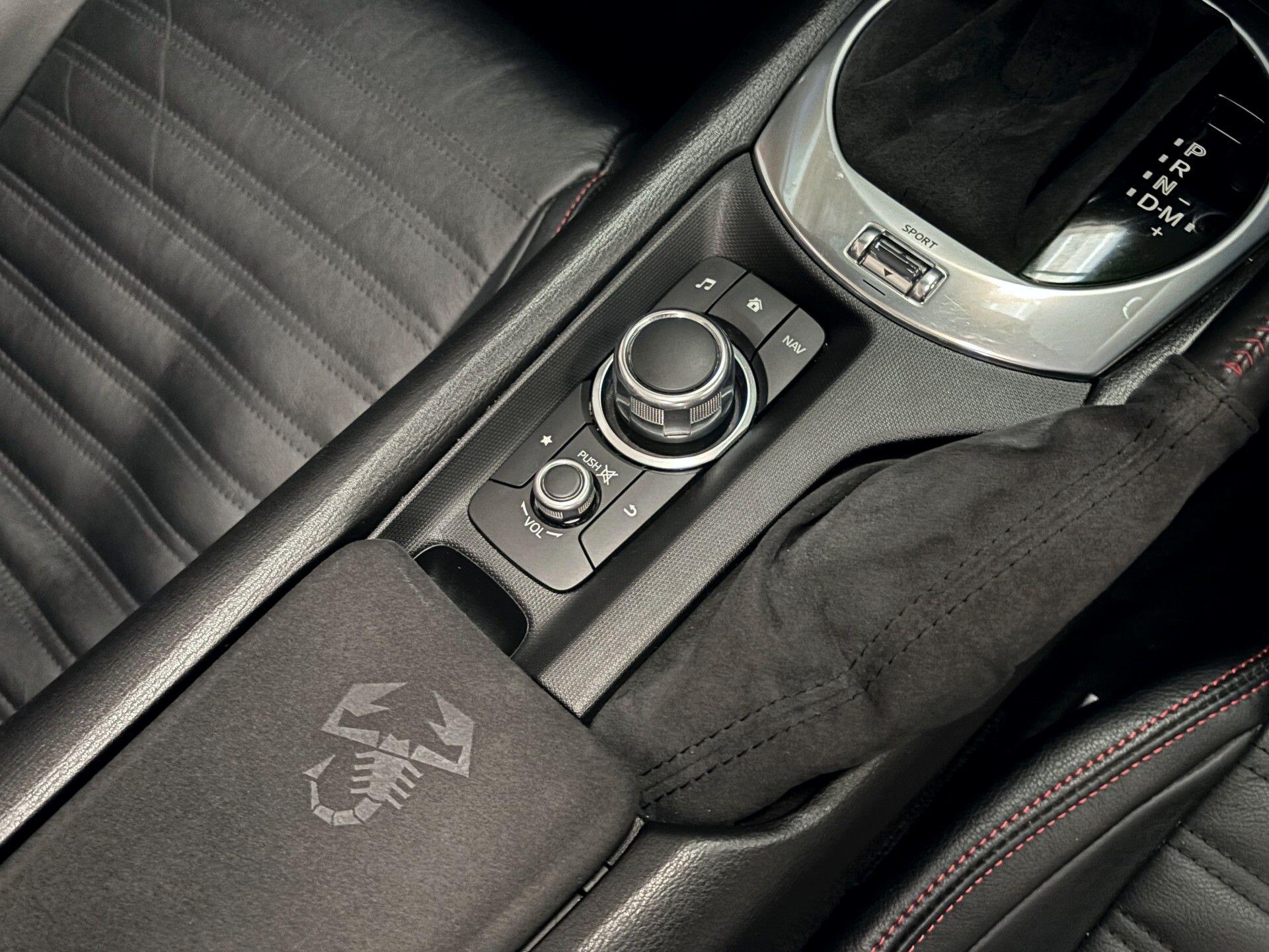 Abarth 124 Spider view 28
