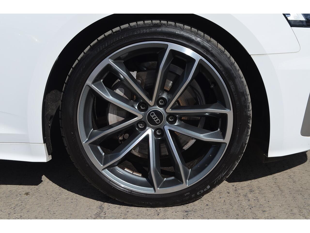Audi A5 view 35