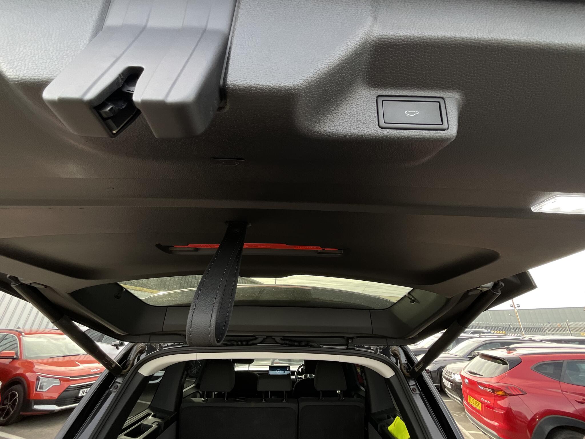 Volkswagen Id. Buzz view 42