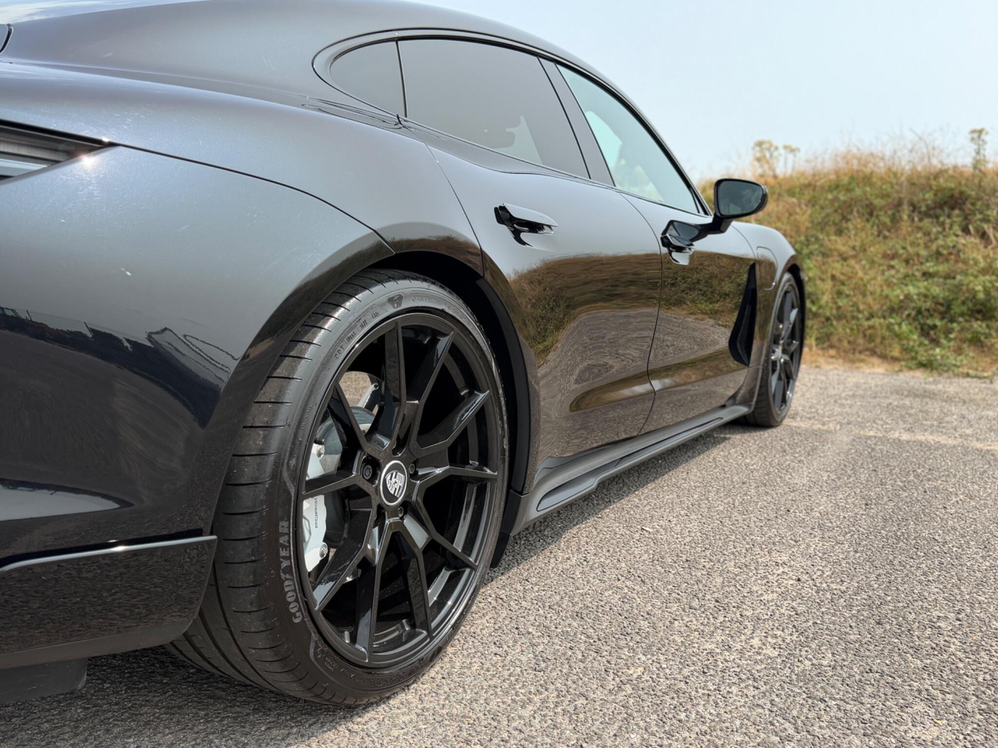 Porsche Taycan view 48