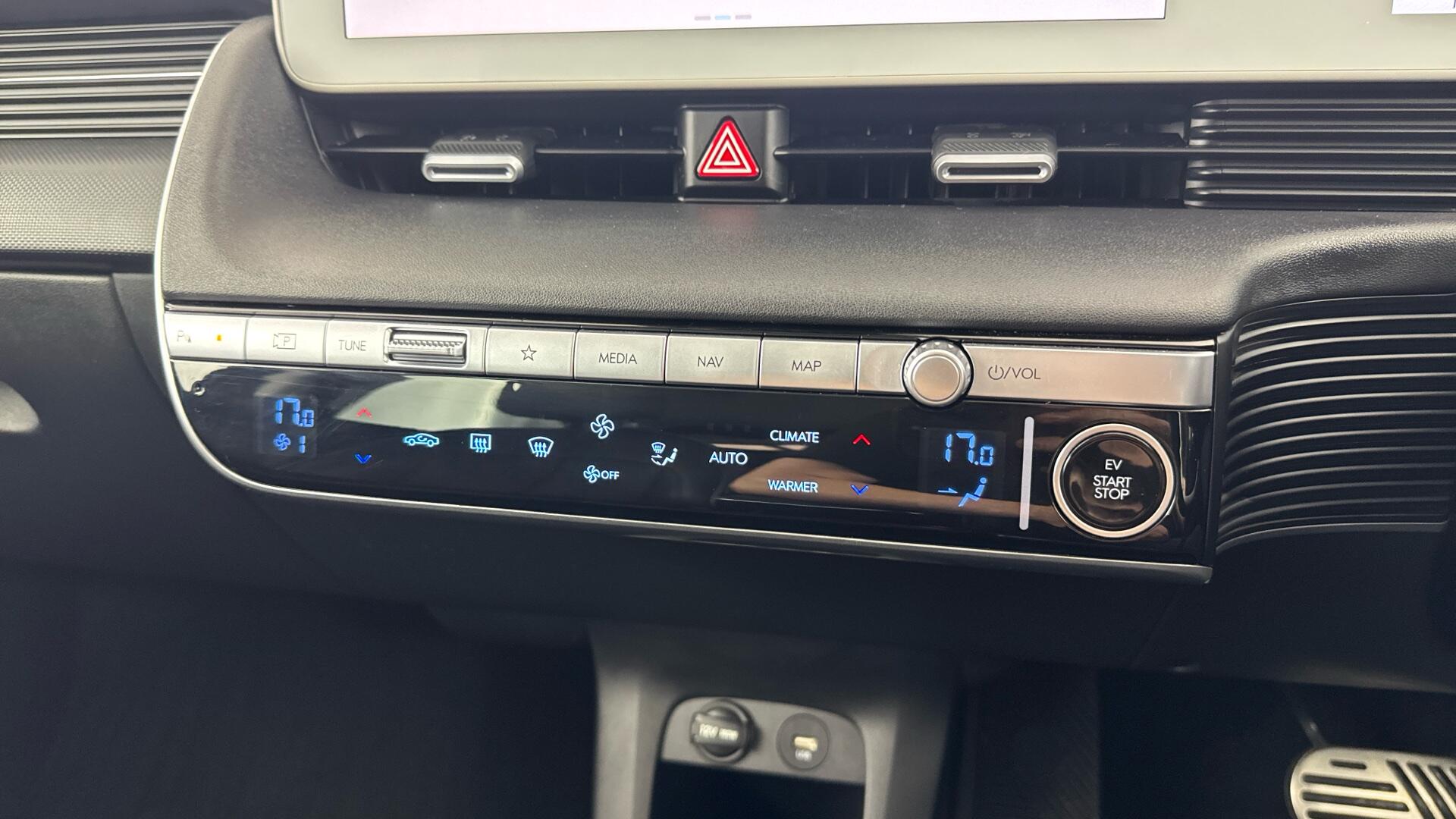 Hyundai Ioniq 5 view 35