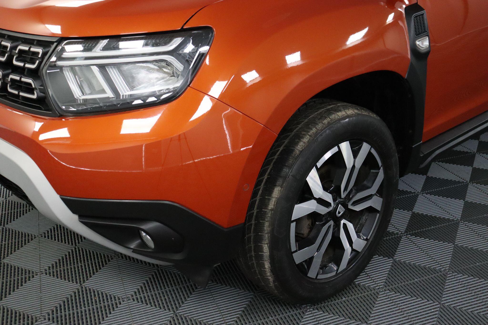Dacia Duster view 32
