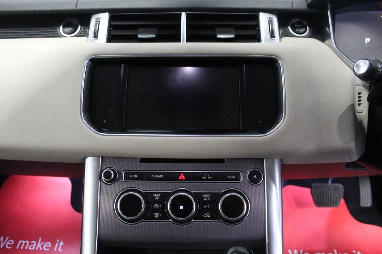 Land Rover Range Rover Sport view 32