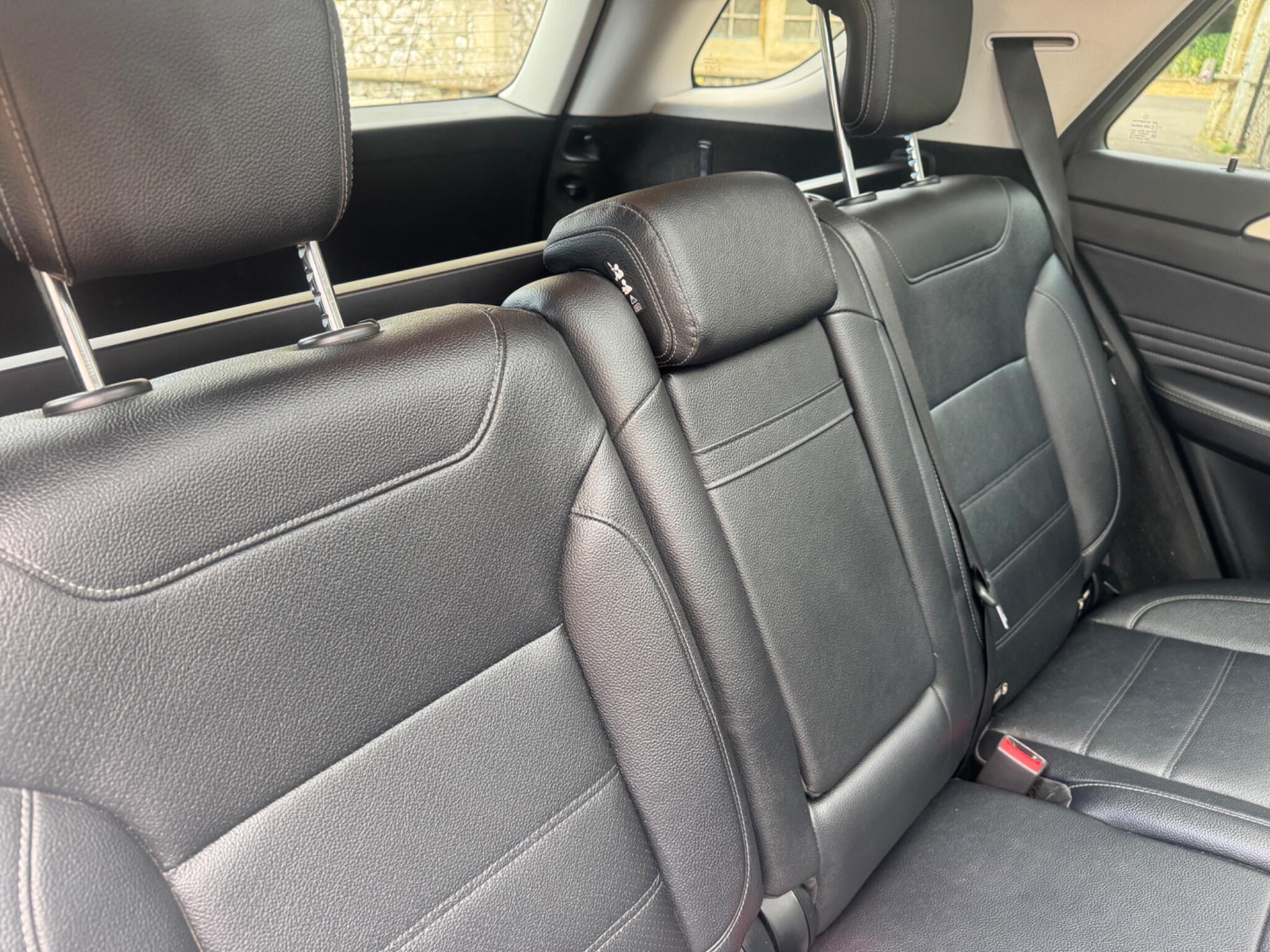 Mercedes-Benz Gle view 27