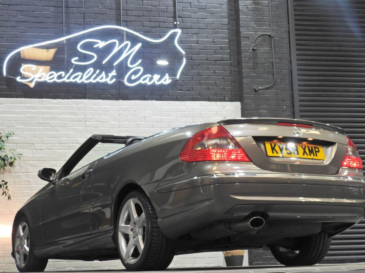Mercedes-Benz CLK view 2