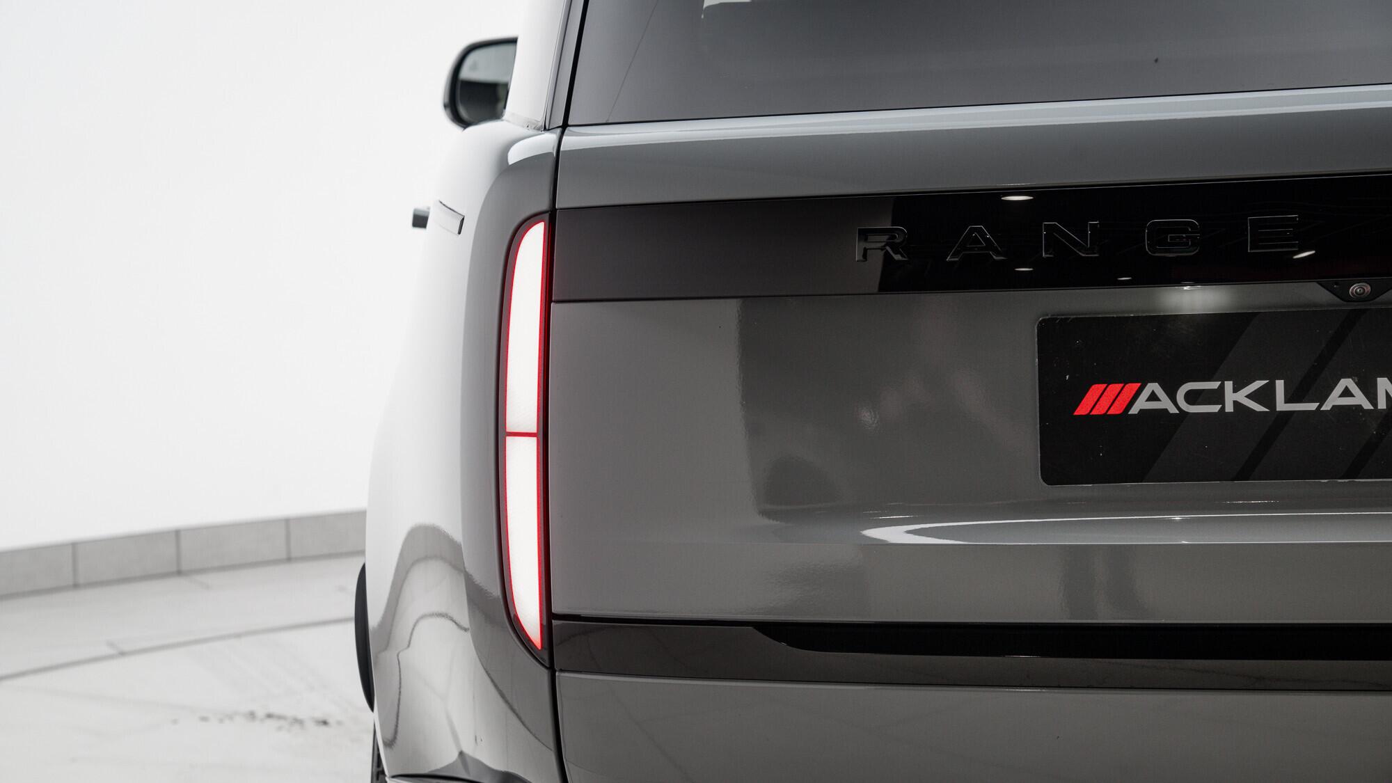 Land Rover Range Rover view 15