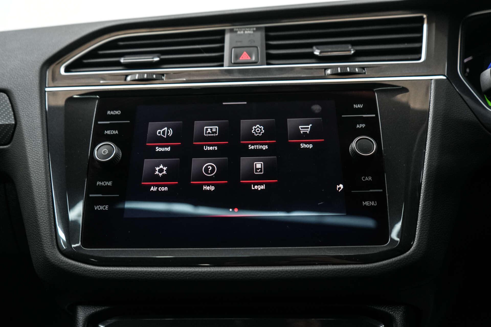 Volkswagen Tiguan view 26