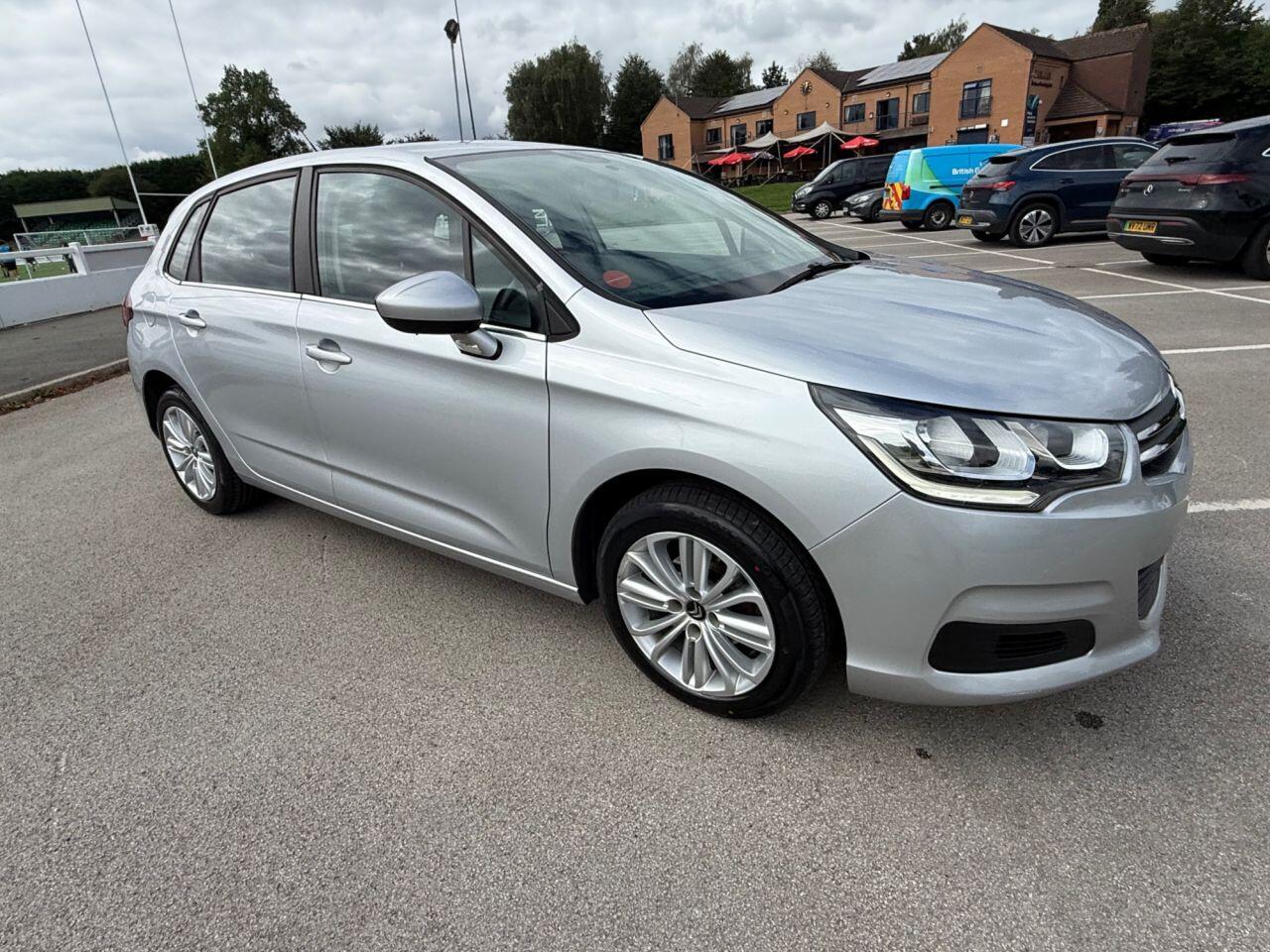 Citroen C4 view 56